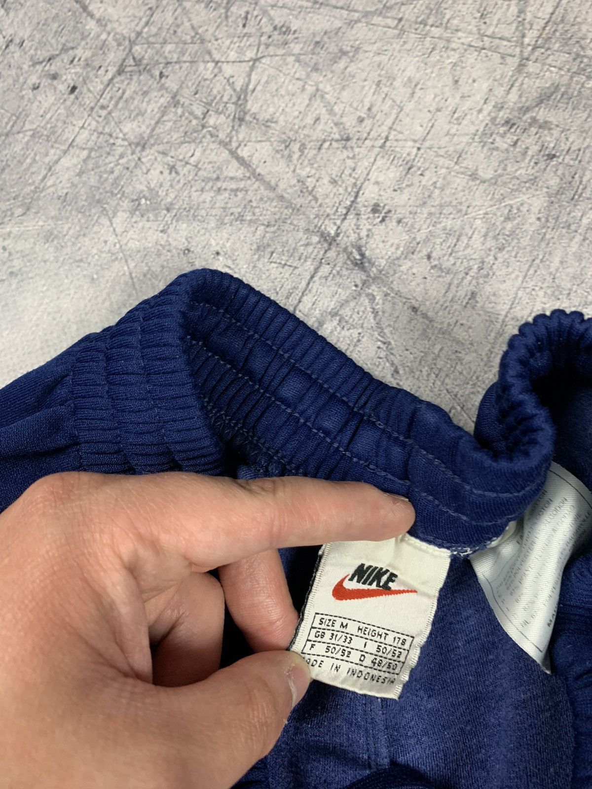 Nike Vintage Nike Retro Basketball Shorts 90’s Top Size M Blue Size US 32 / EU 48 - 8 Thumbnail