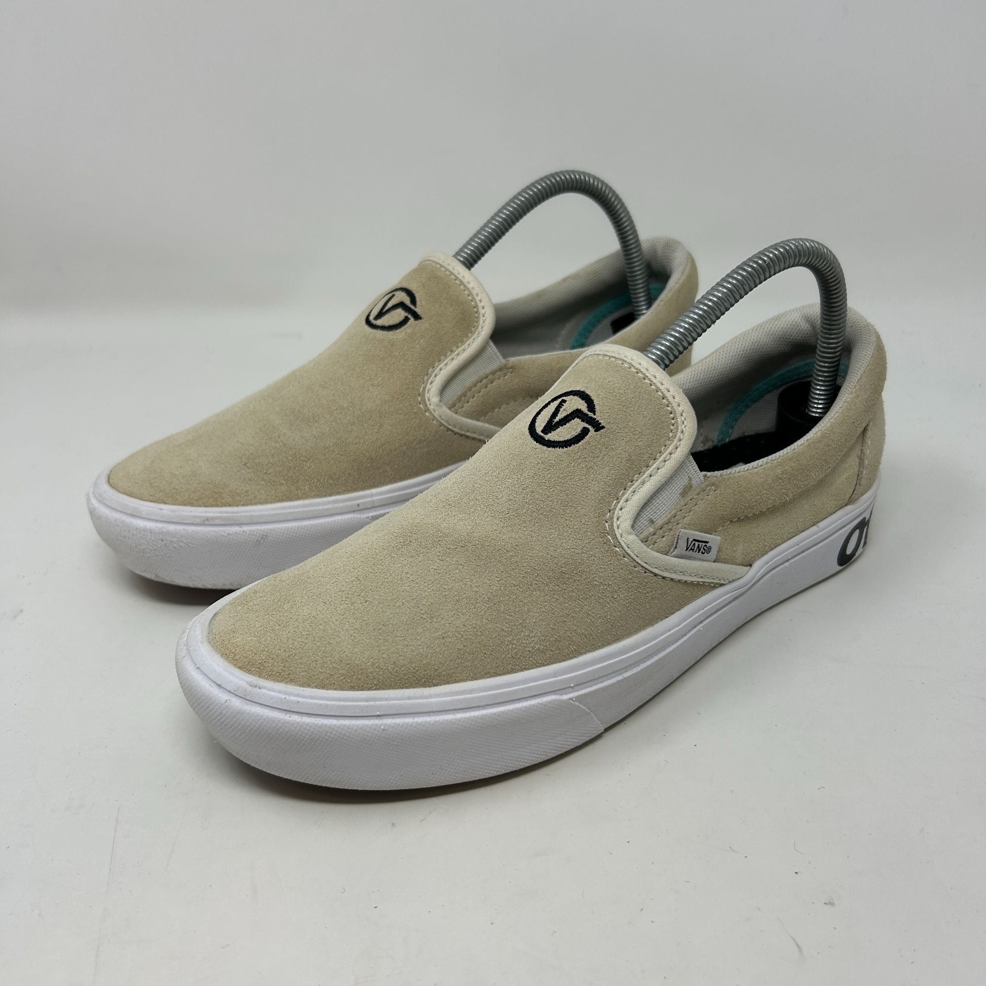 Vans VANS ComfyCush Classic Slip-On White/Cream M 7/ Wmns 8.5 Size US 8.5 / IT 38.5 - 6 Thumbnail