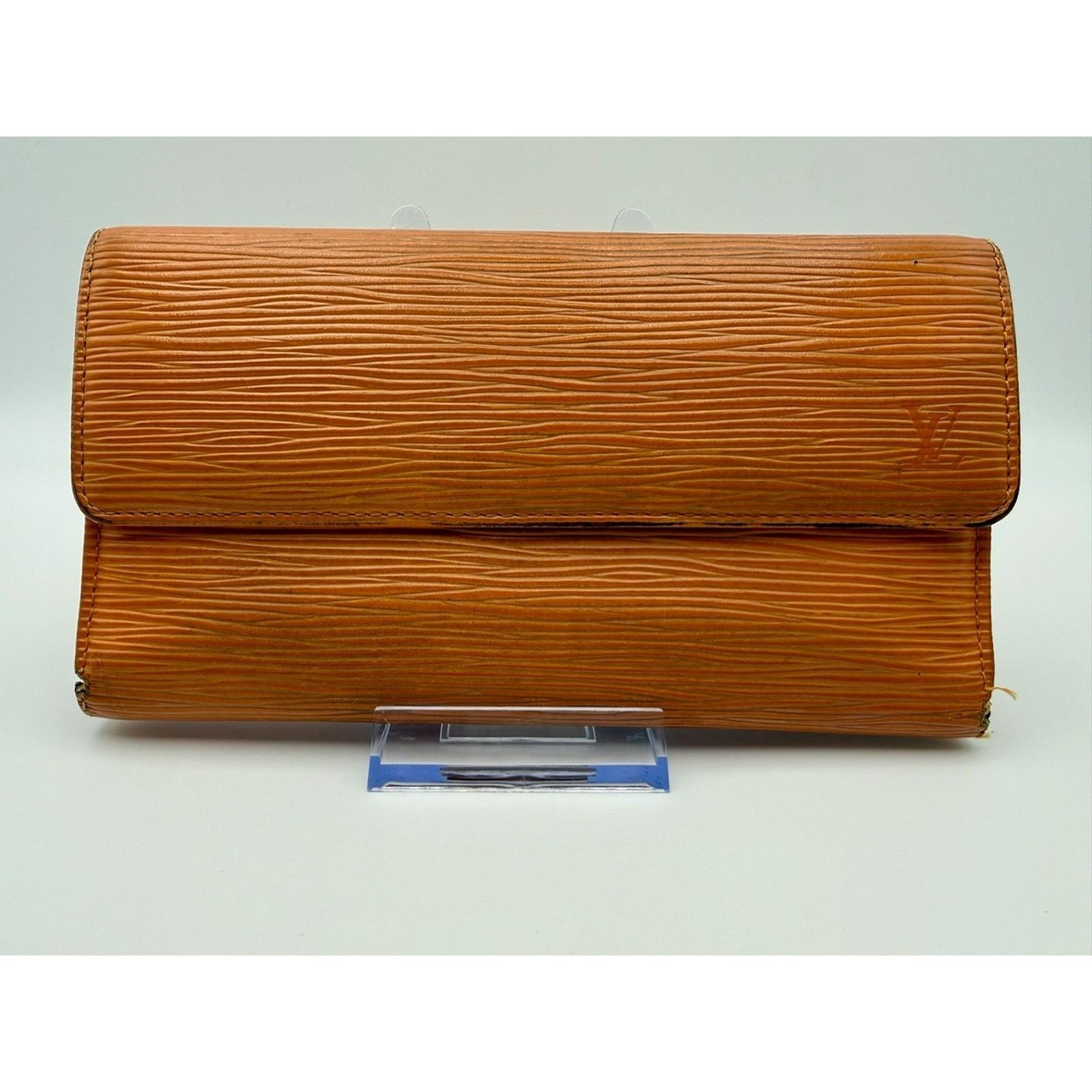 Louis Vuitton LOUIS VUITTON Epi Porte Tresor International Mandarin Wallet Size ONE SIZE - 1 Thumbnail