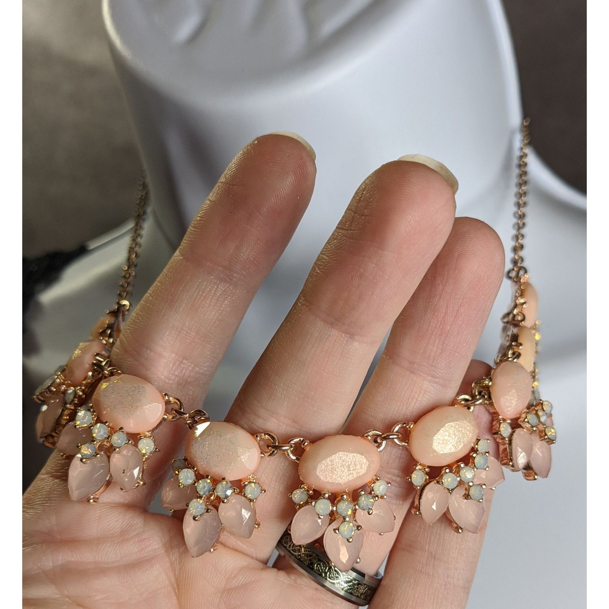 Other Elegant Rose Gold Tone Necklace With Peach & Opal Tone Gems Size ONE SIZE - 7 Thumbnail