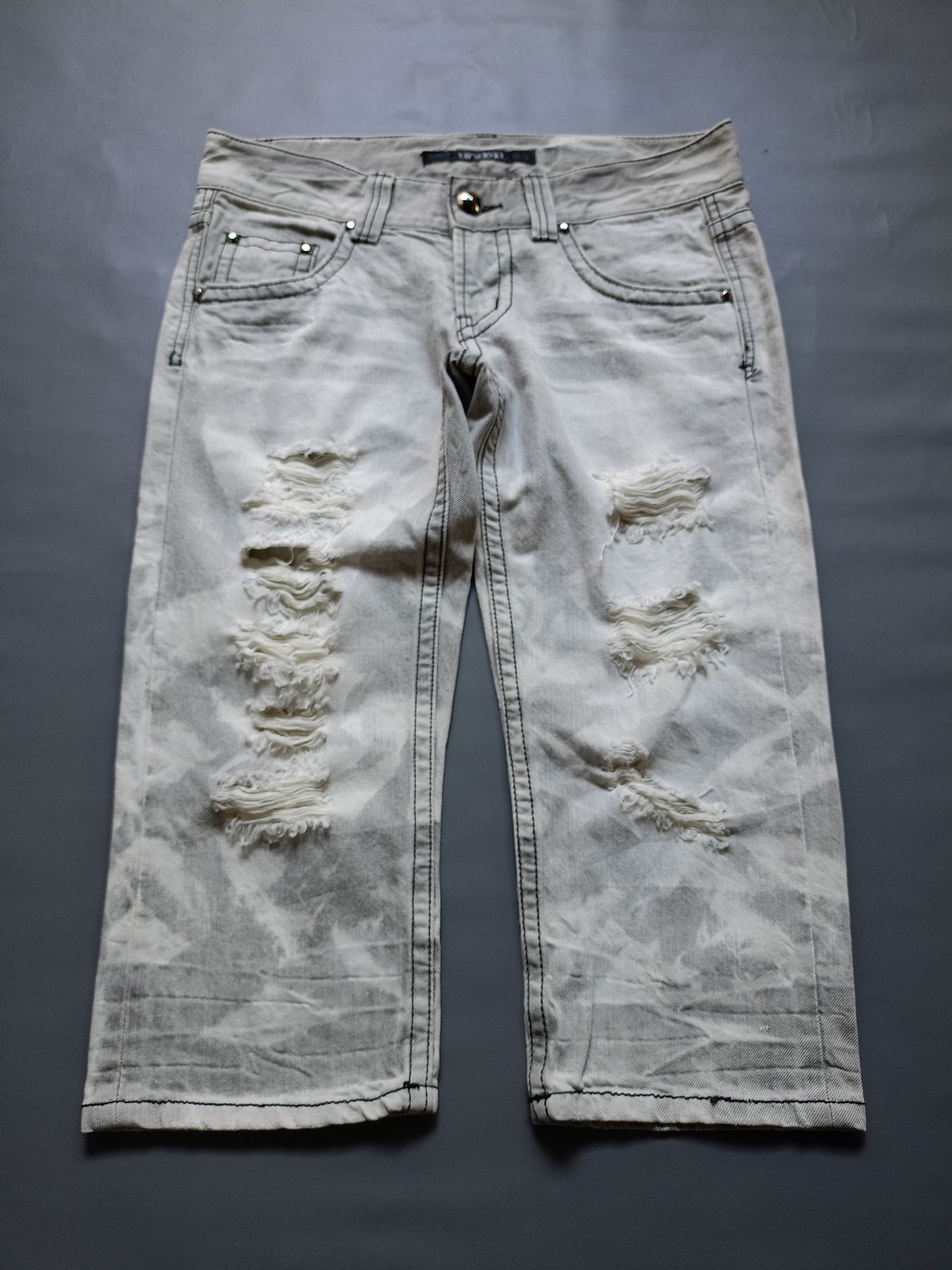 Lip Service 2000s Lip Service Distressed Cropped Denim Pants Size 31" - 2 Thumbnail