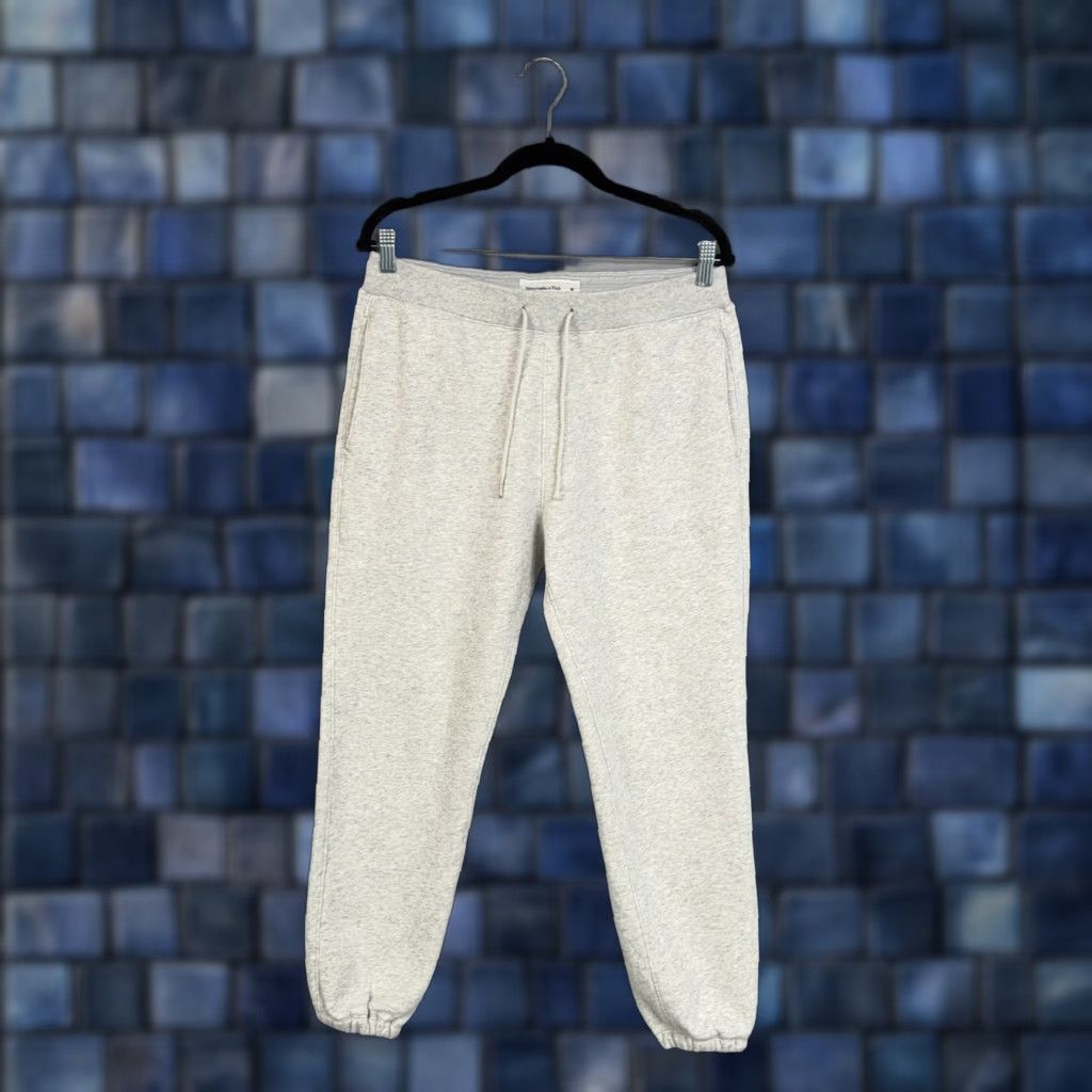 Abercrombie & Fitch Abercrombie & Fitch Pants Adult Medium Gray Soft A&F Fleece Sweatpants Joggers Size 32" / US 10 / IT 46 - 1 Thumbnail