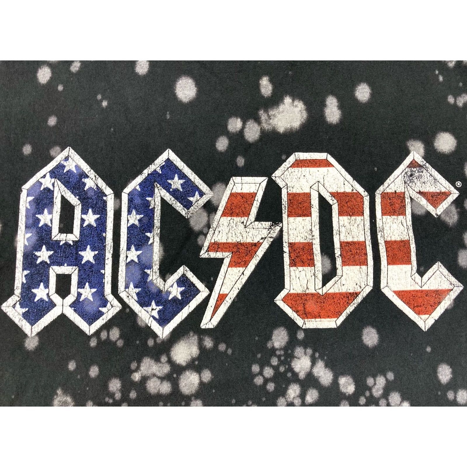 Vintage VINTAGE ACDC 1980 US Tour Crop Graphic T-shirt Women Large Black Short Sleeve Music Size L / US 10 / IT 46 - 2 Thumbnail