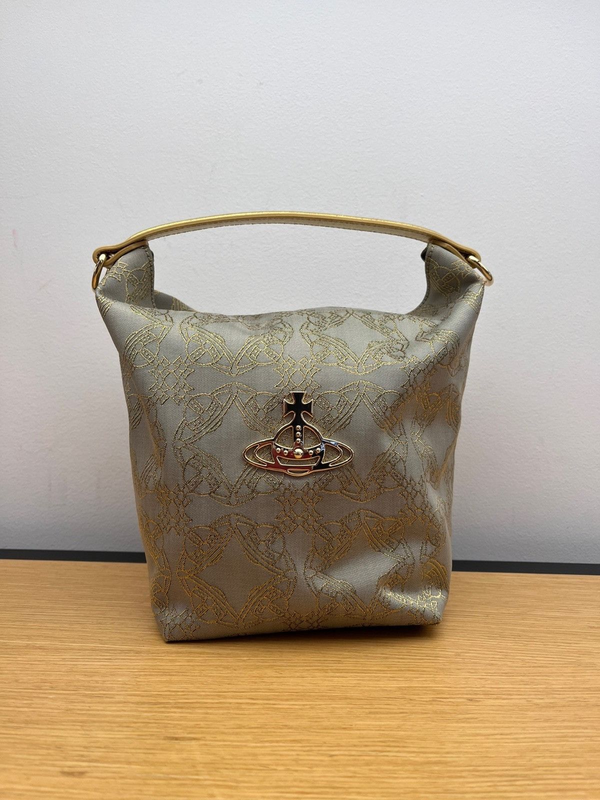 Vivienne Westwood o1f1d3z0625 Size: OS / Sally Crossbody Bag in Grey Size ONE SIZE - 1 Preview