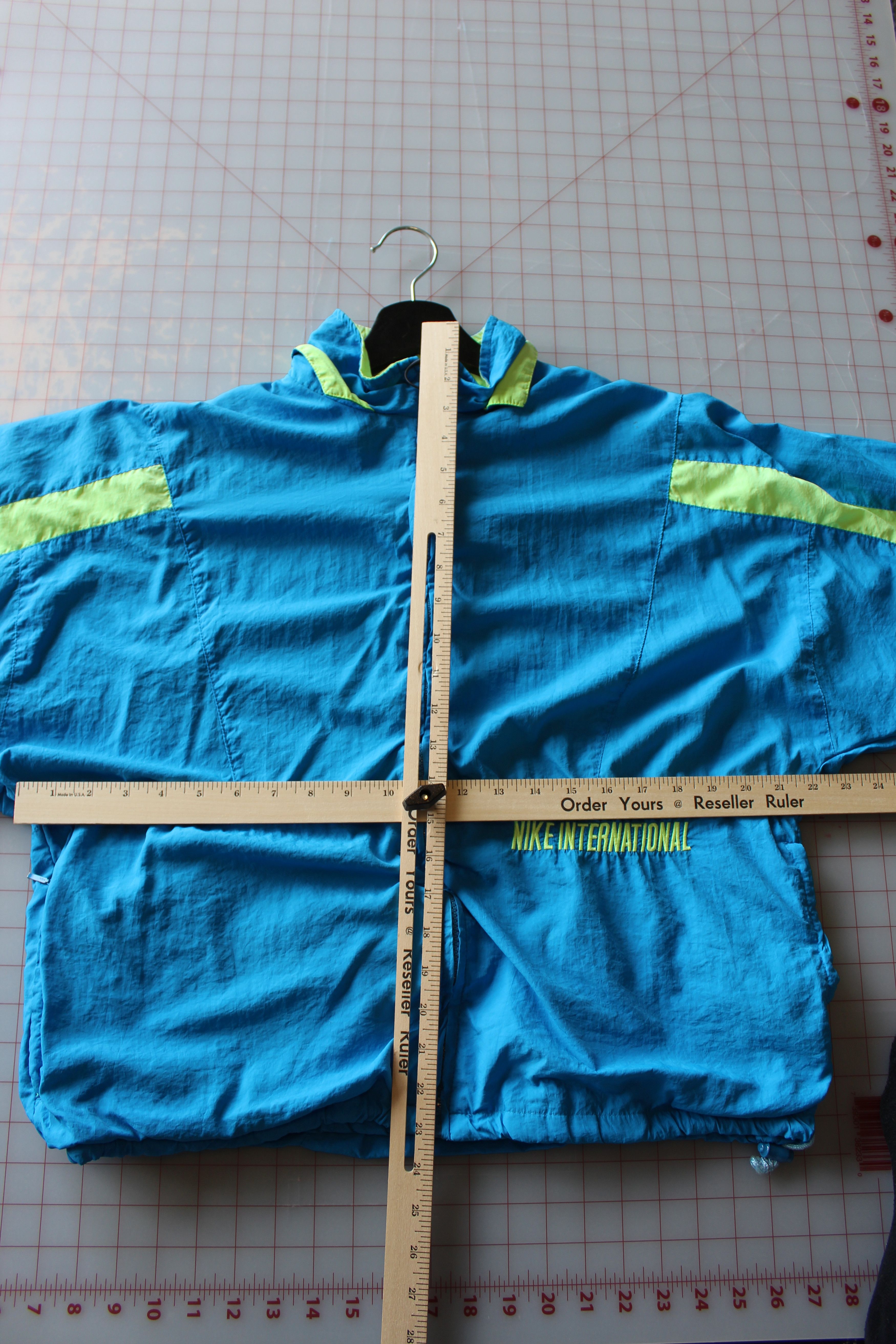 Nike × Vintage VINTAGE NIKE INTERNATIONAL TRACK JACKET Size US L / EU 52-54 / 3 - 6 Thumbnail