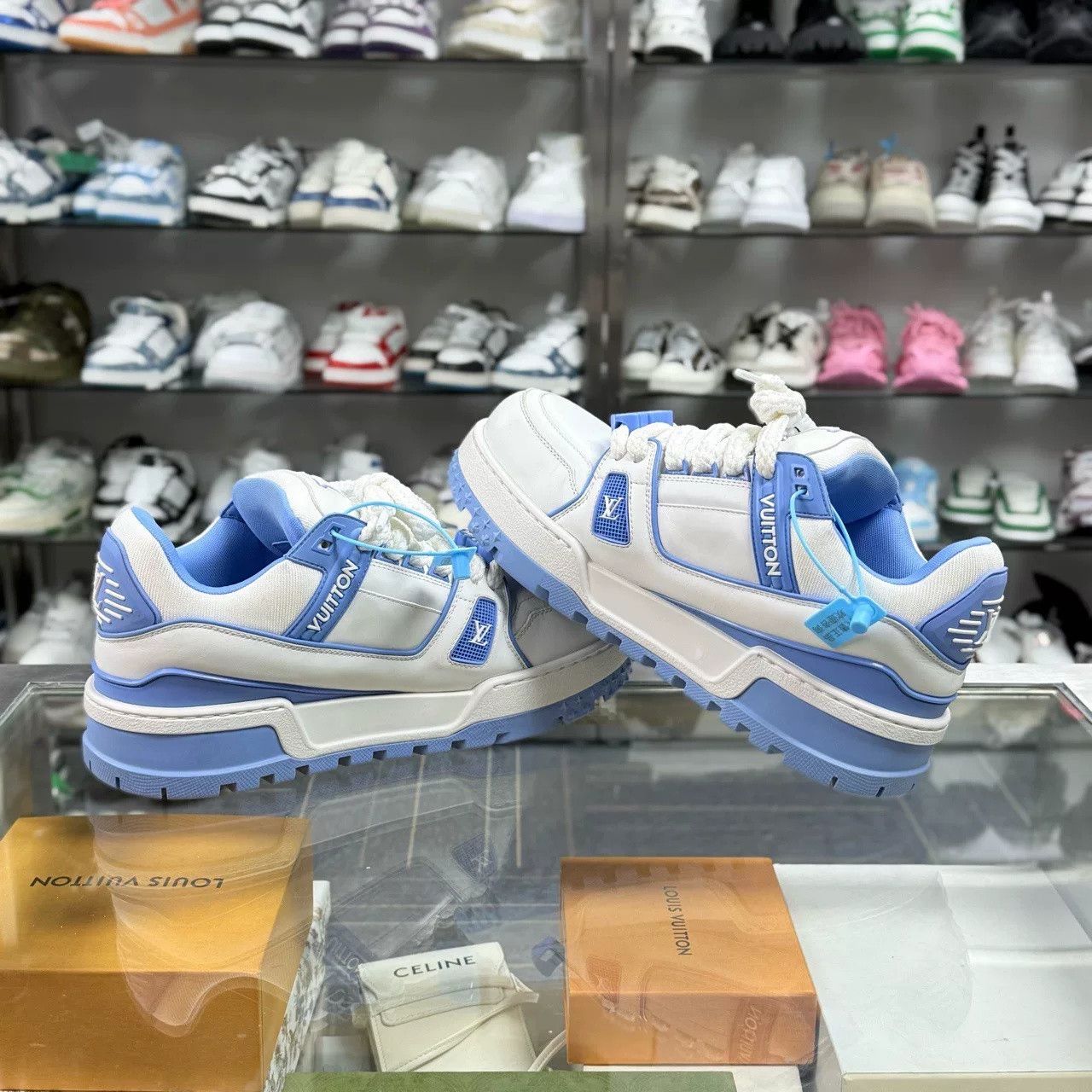 Louis Vuitton LV TRAINER White Blue Sneakers Size US 9.5 / EU 42-43 - 4 Thumbnail