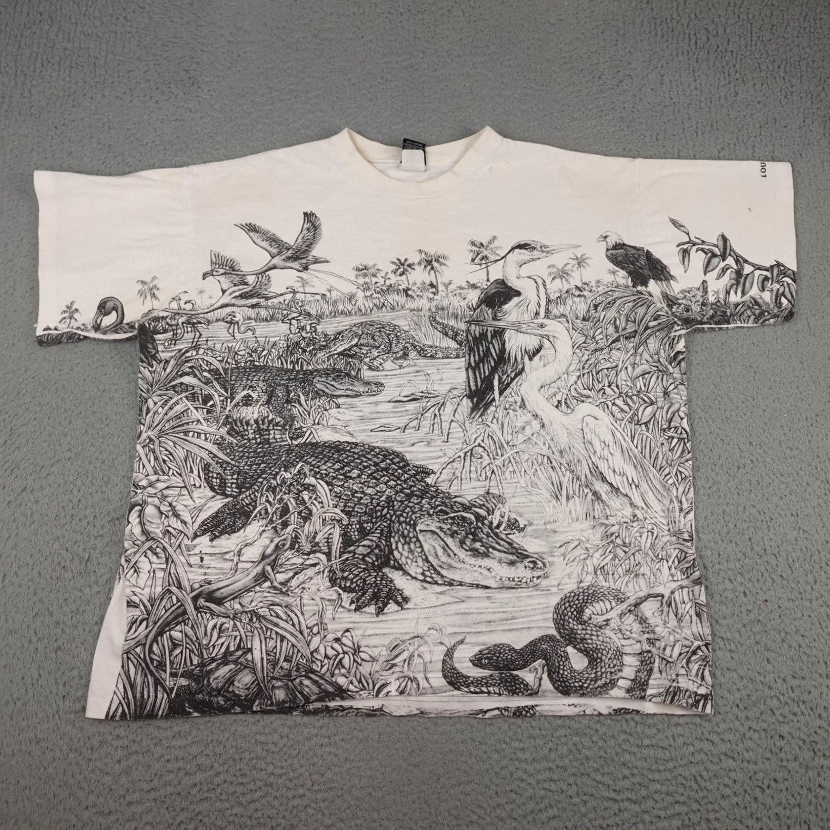 Rainbow VINTAGE Rainbow Graphics Shirt Mens 2XL White Louisiana Swamp All Over Print 90s T-Shirt Size US XL / EU 56 / 4 - 2 Thumbnail