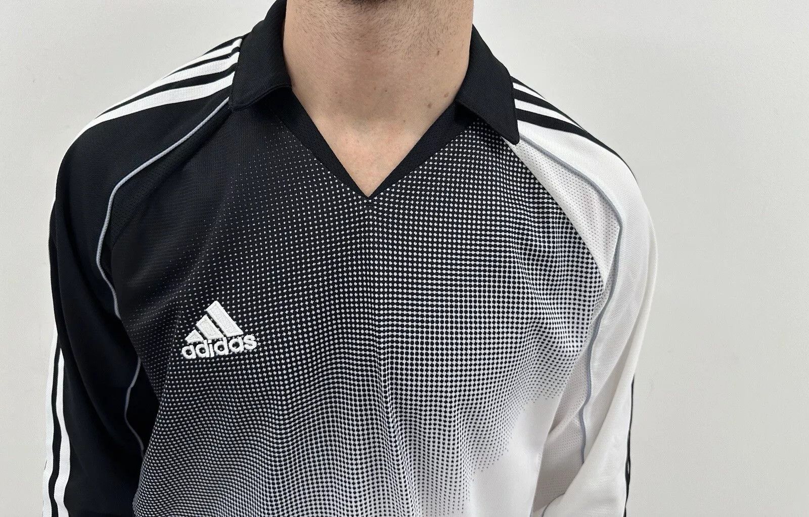 Adidas Vintage Adidas 2000s Jersey Long Sleeve Style Y2k Football Size US M / EU 48-50 / 2 - 2 Thumbnail