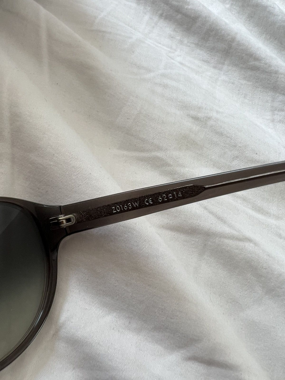 Louis Vuitton Vintage Louis Vuitton Acetate Illusion Sunglasses Size ONE SIZE - 5 Thumbnail