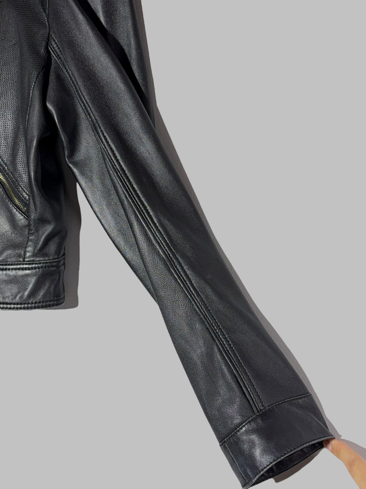 Bcbgmaxazria Bcbgmaxazria Black Leather Moto Jacket Rick Owens Biker Vibe Size M / US 6-8 / IT 42-44 - 9 Thumbnail