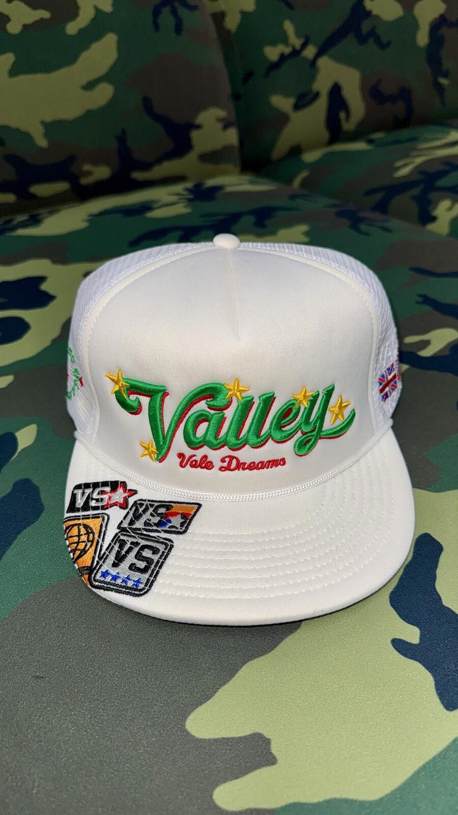 Vale Vale Forever White Charms Trucker Hat Size ONE SIZE - 1 Thumbnail