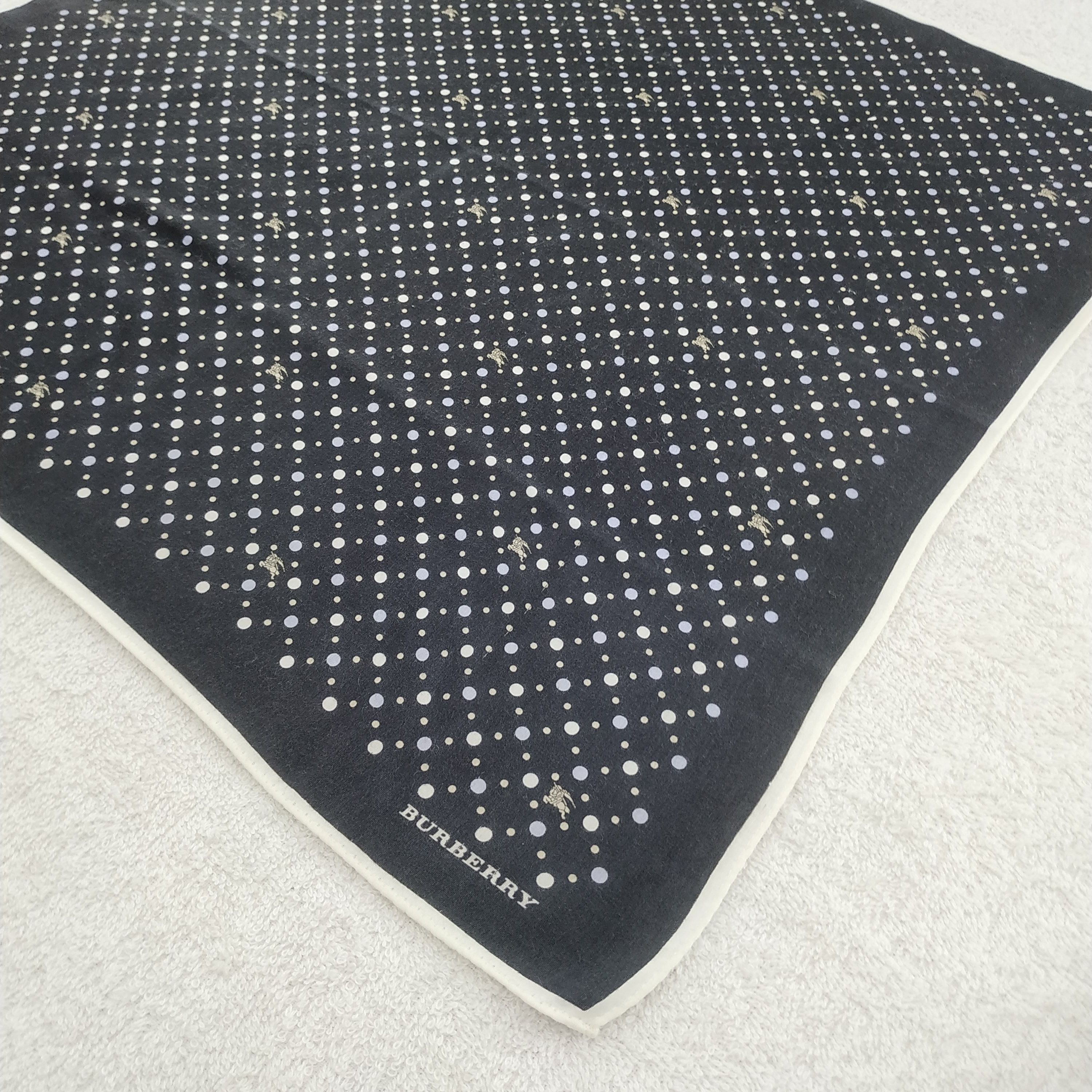 Burberry × Vintage Burberry Bandana / Handkerchief / Neckerchief - S022 Size ONE SIZE - 4 Thumbnail