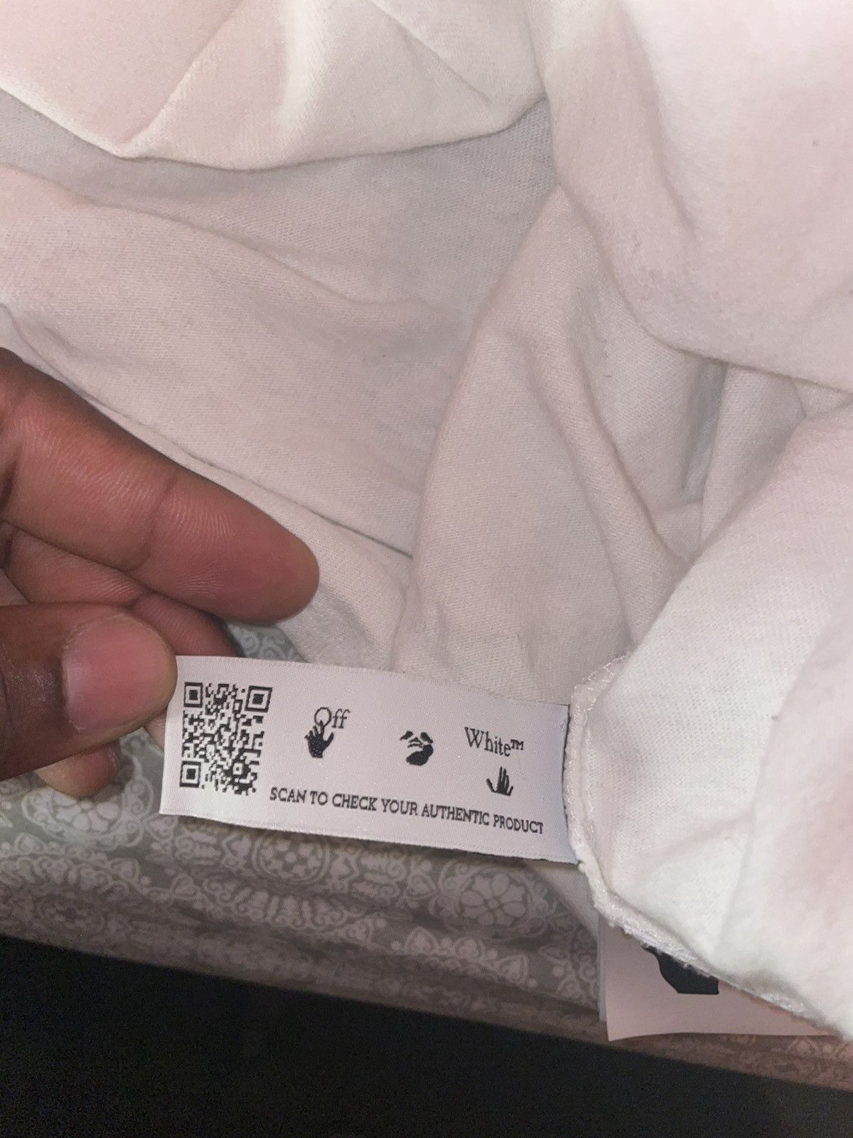 Off-White Off-White Pascal gun hand T-shirt Size US M / EU 48-50 / 2 - 7 Thumbnail