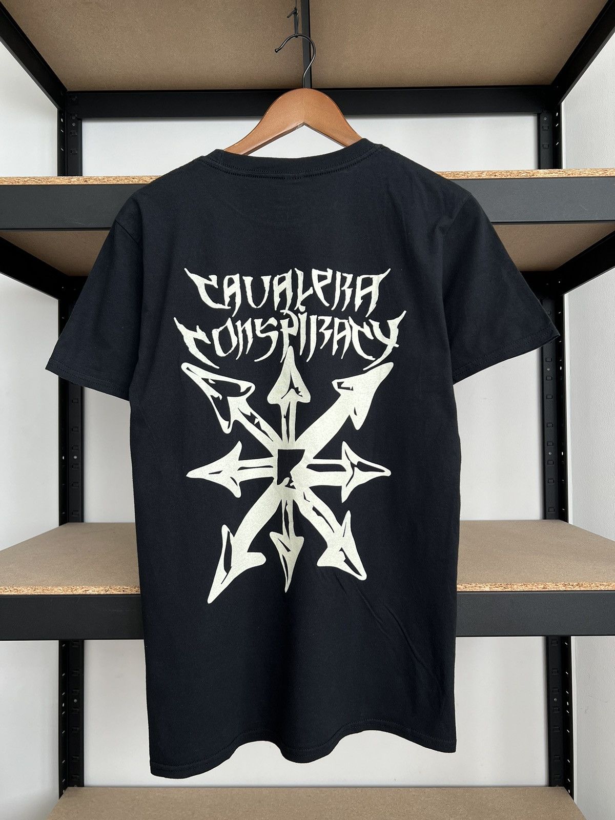 Band Tees Vintage 2010s Cavalera Conspiracy Psychosis Metal Band Tee Size US M / EU 48-50 / 2 - 2 Thumbnail