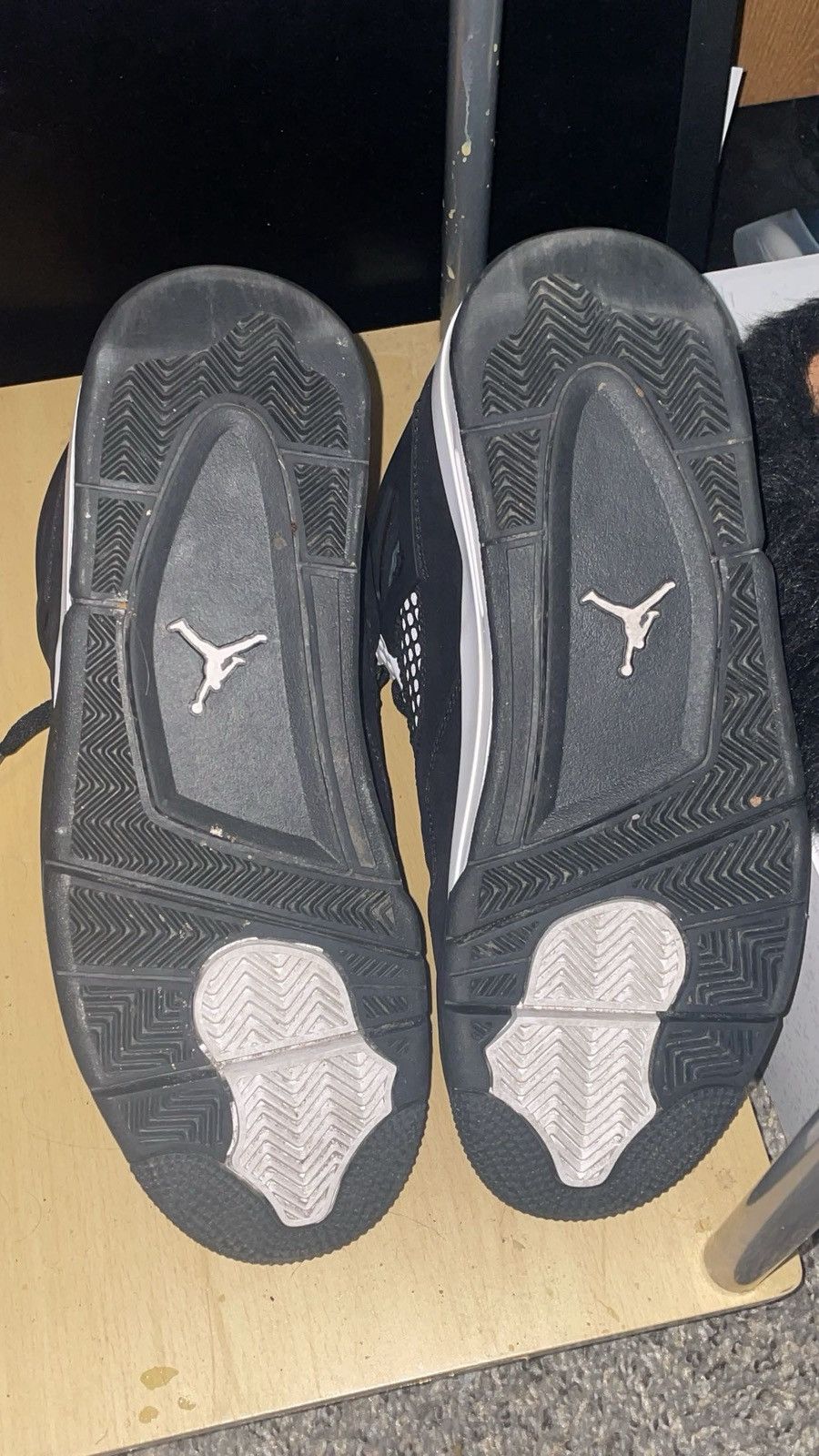 White thunders Jordan 4s