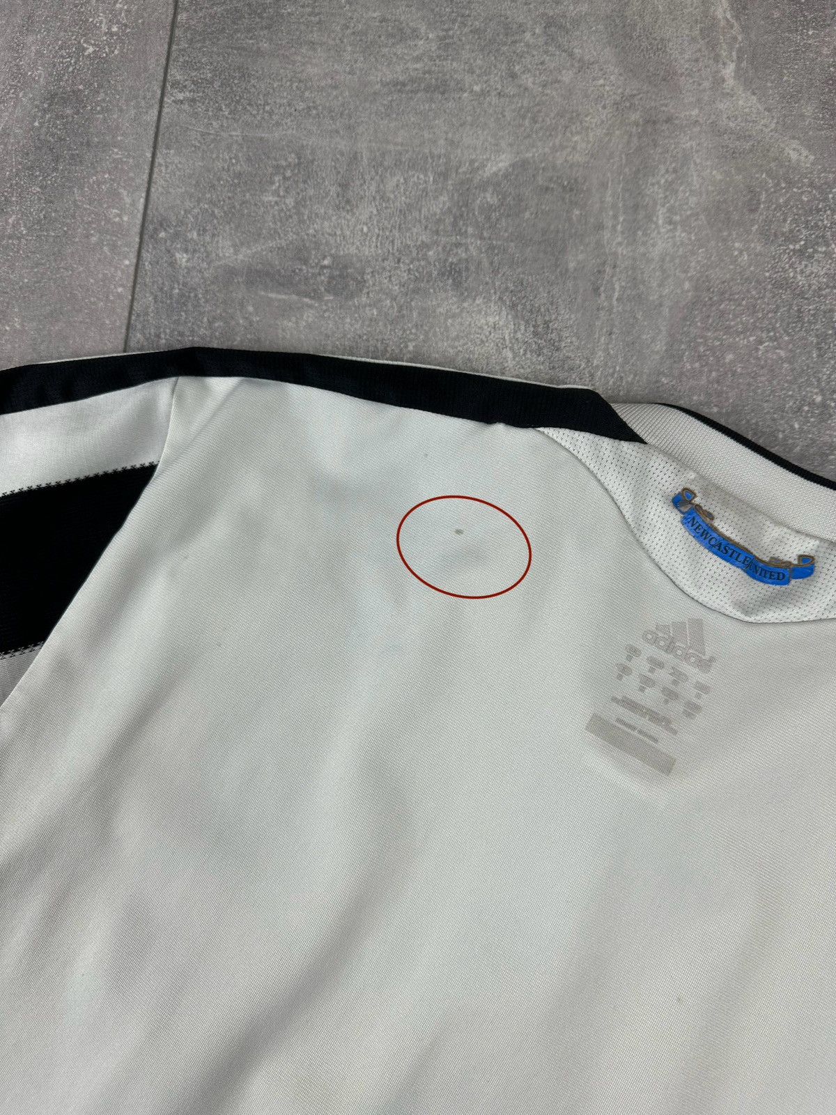 Adidas Adidas New Castle United 2009/10 Home Soccer Football Jersey Size US M / EU 48-50 / 2 - 16 Thumbnail