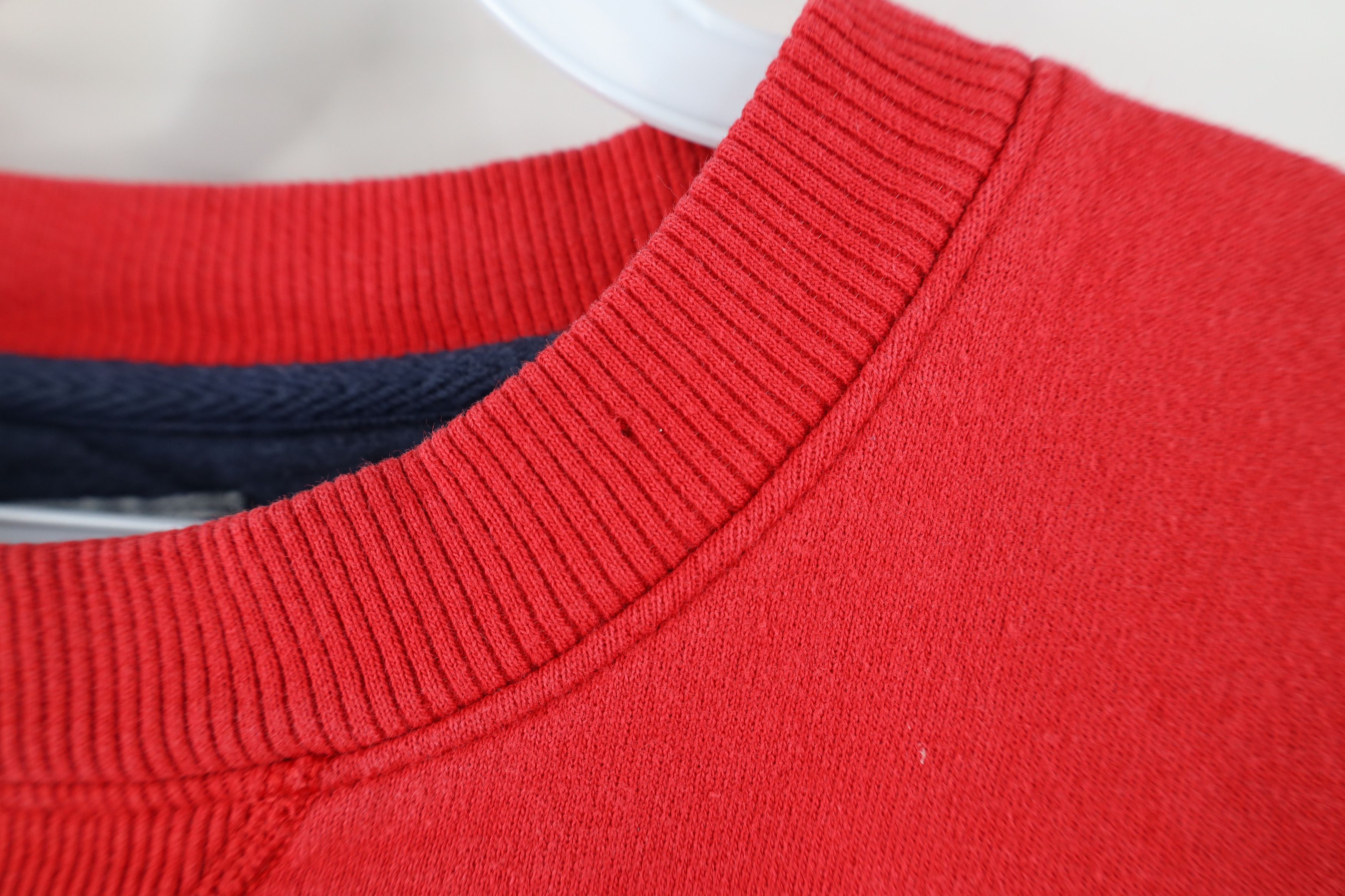 Champion Vintage Y2K Champion Classic Logo Crewneck Sweatshirt Red Size US M / EU 48-50 / 2 - 5 Thumbnail