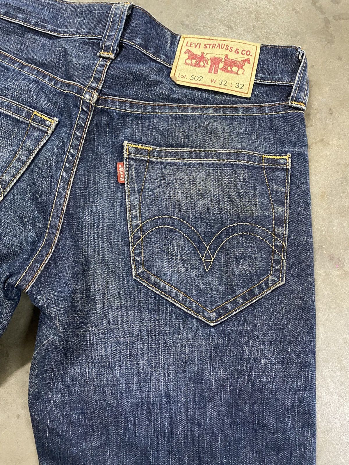 Levi's Vintage Jeans Levis Denim Lot 502 32x32 @282 imn Size US 32 / EU 48 - 2 Thumbnail