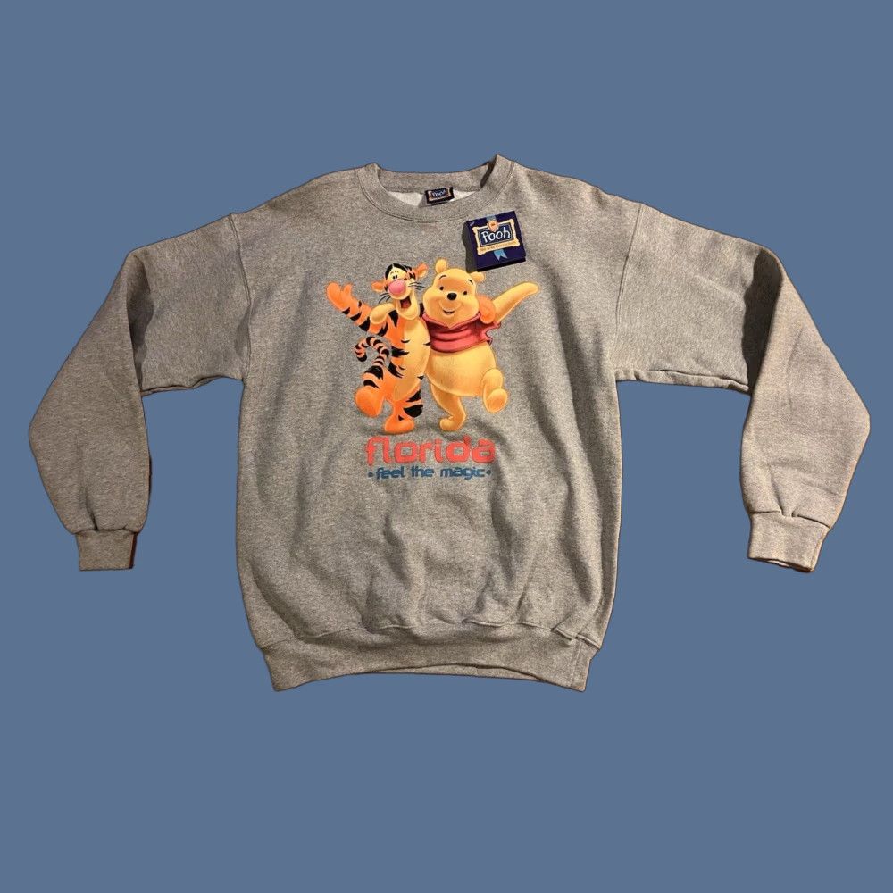 Disney VINTAGE Disney Winnie The Pooh Tigger Sweater Women’s Medium Gray Geometric Print 90s Cartoon Crew Neck Pullover Sweatshirt Size M / US 6-8 / IT 42-44 - 1 Thumbnail