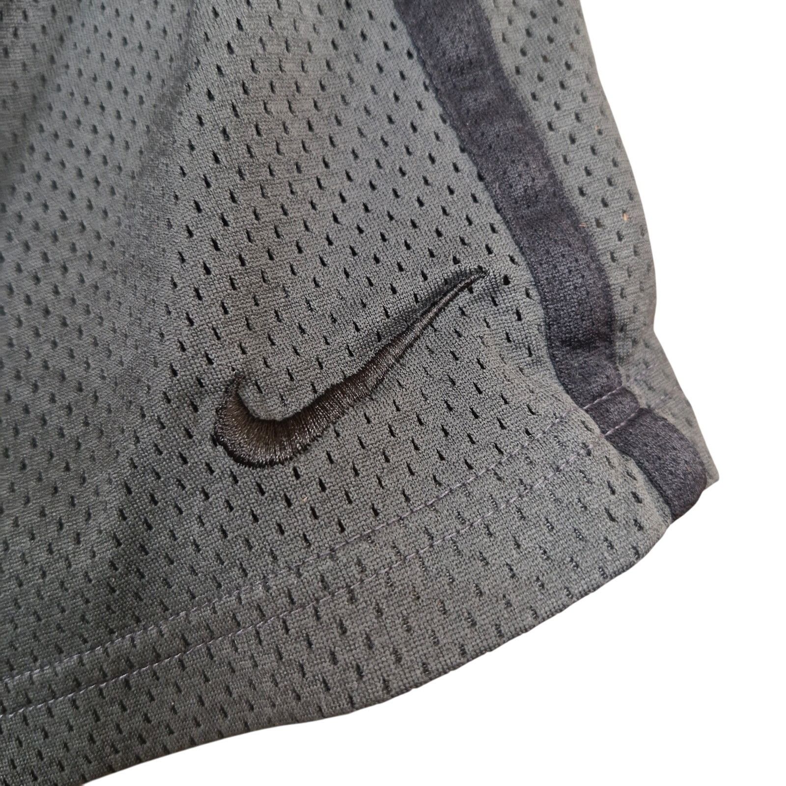 Nike Nike Basketball Shorts Men’s Size XL Gray with Black Trim Size US 38 / EU 54 - 2 Thumbnail