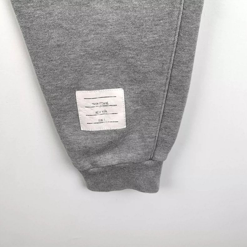 Thom Browne Thom Browne size1 Cotton tucked in casual sportswear trouse Size US 26 / EU 42 - 5 Thumbnail