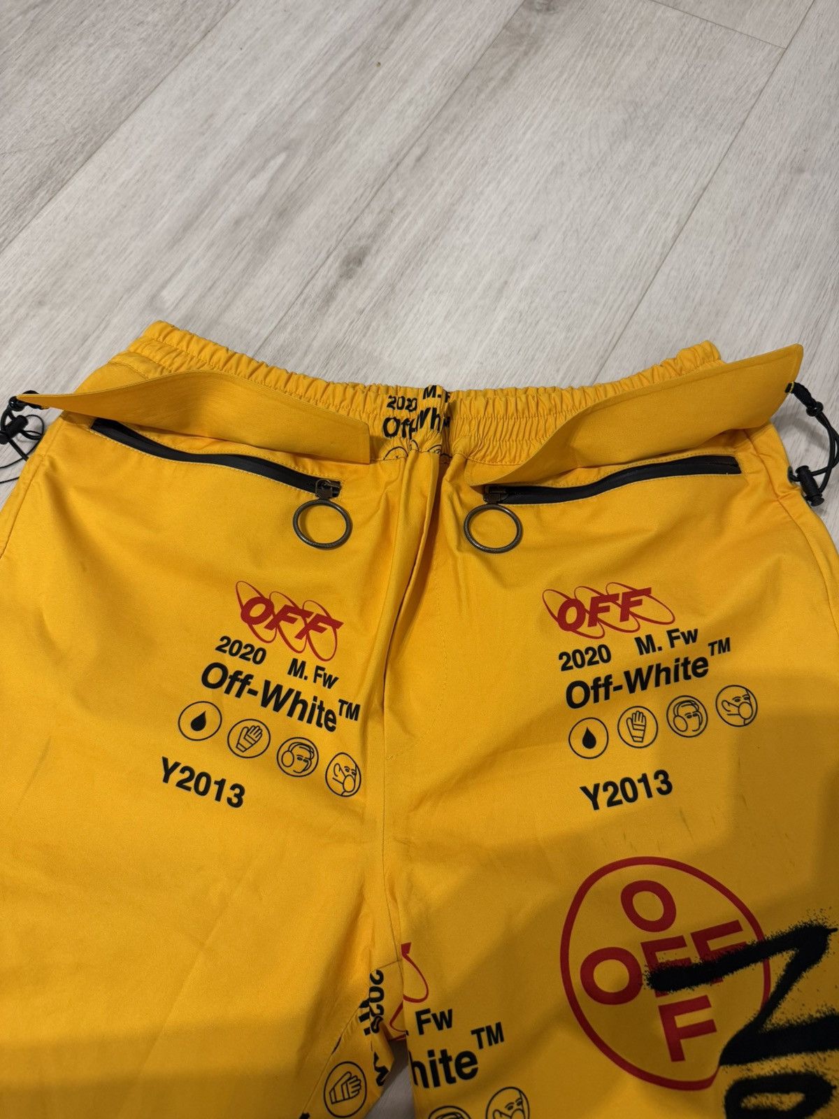 Off-White Off-White Gore-Tex Graffiti Pants FW19 Size US 30 / EU 46 - 5 Thumbnail