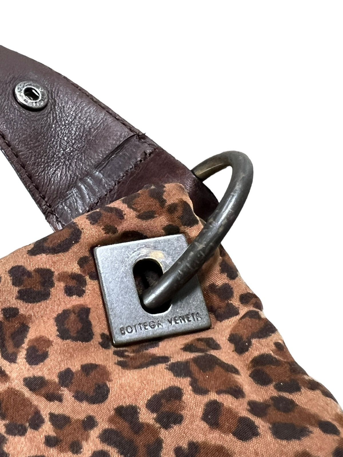 Bottega Veneta × Vintage Vintage Bottega Veneta Leopard Print Crossbody Bag Size ONE SIZE - 11 Thumbnail