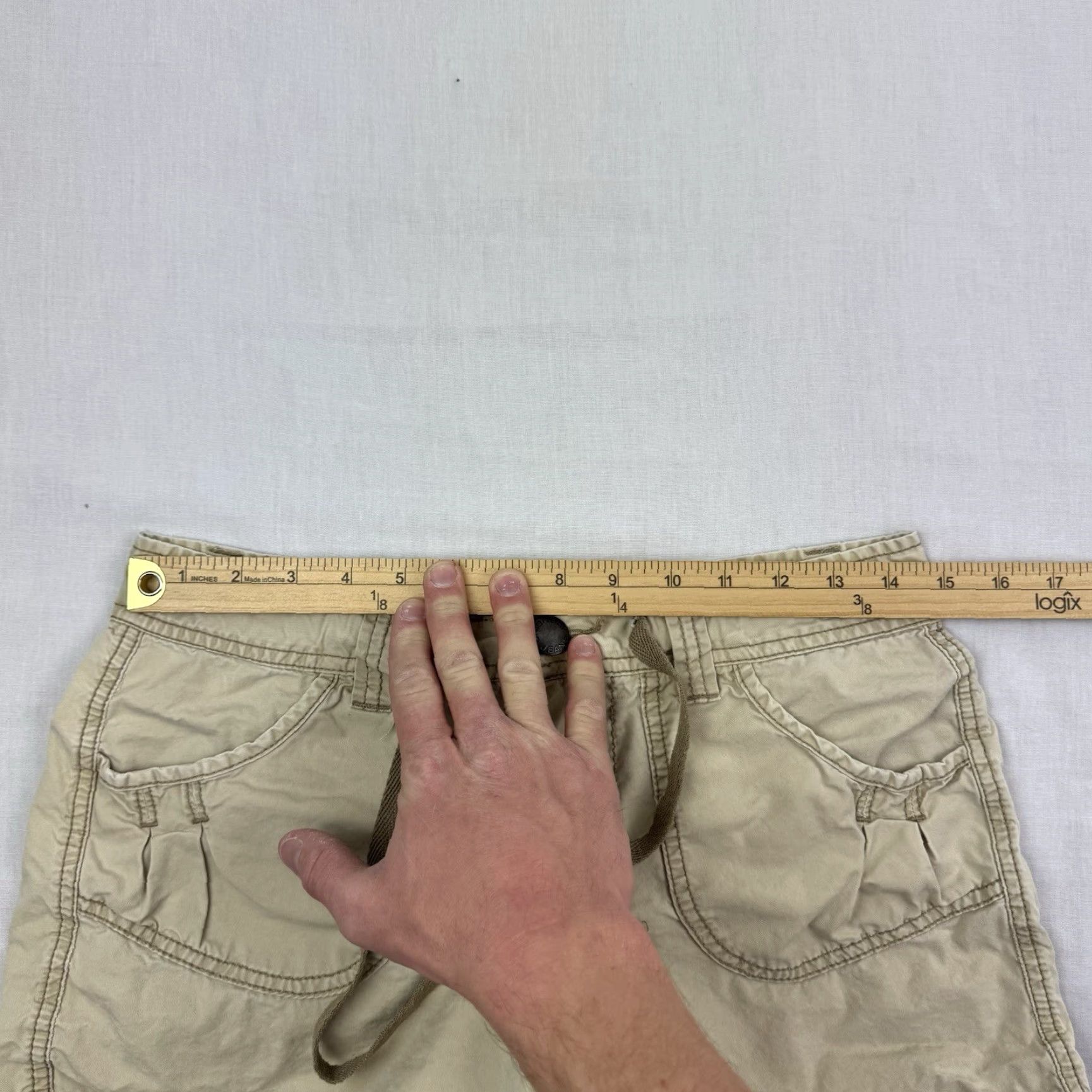 Vintage VINTAGE UnionBay Shorts Women 5 Khaki Hipster Y2K Short Shorts Drawstring 90s Womens Size 27" / US 4 / IT 40 - 7 Thumbnail