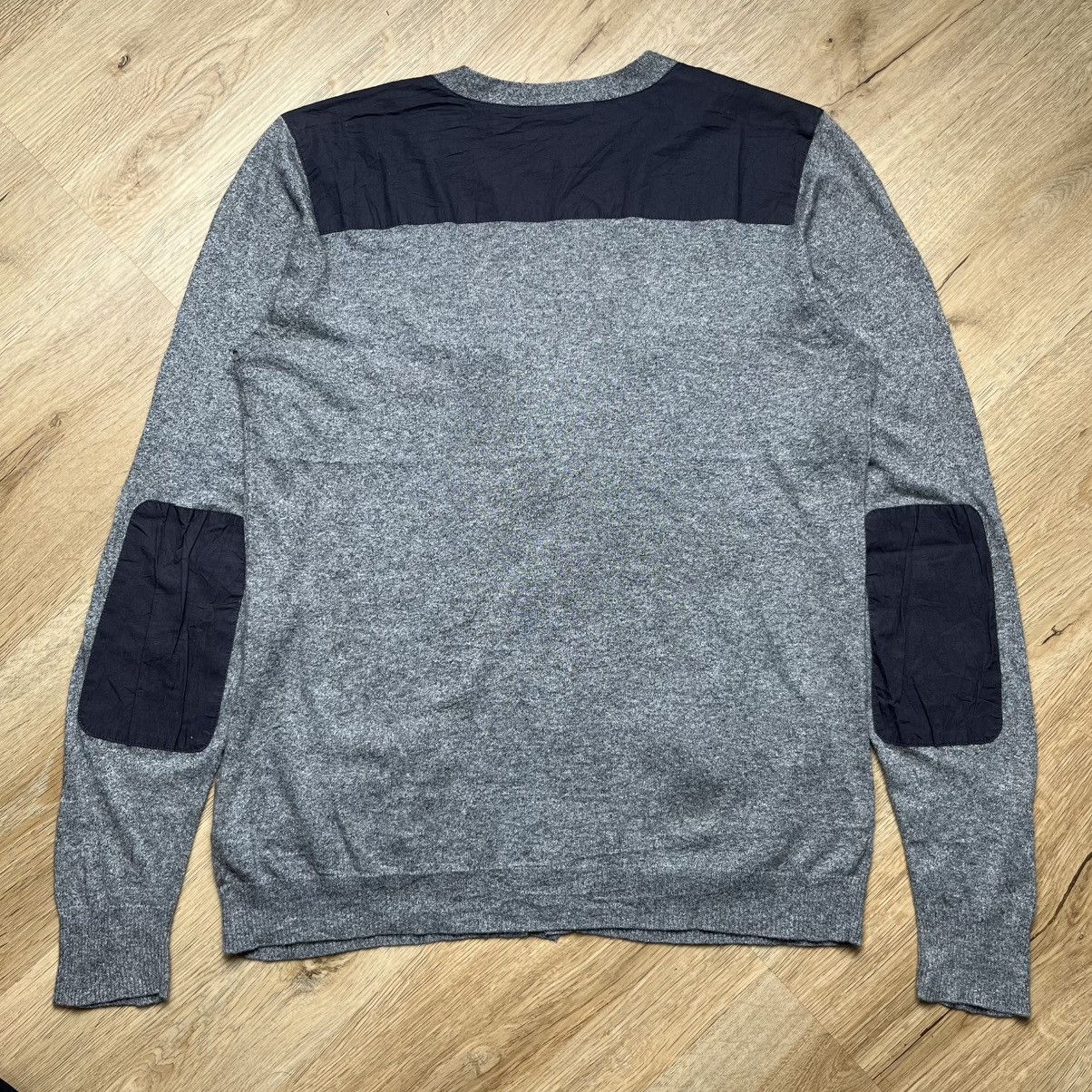 Undercover × Uniqlo Rare Undercover x uniqlo elbow patch cardigan knitwear Size US L / EU 52-54 / 3 - 5 Thumbnail