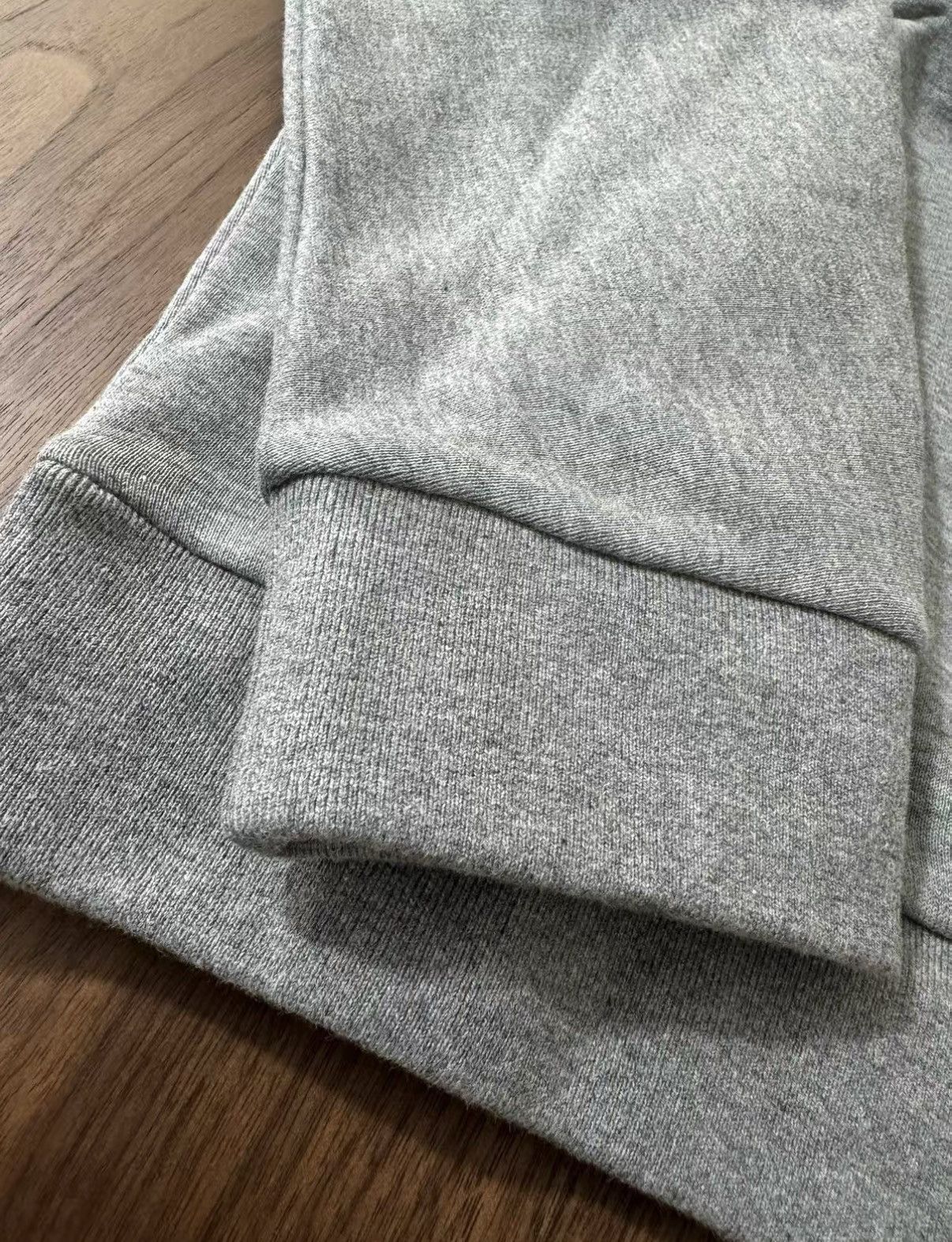 Louis Vuitton LOUIS VUITTON LV x NIGO Grey Alphabet Logo Sweatshirt J34 Size US M / EU 48-50 / 2 - 4 Thumbnail
