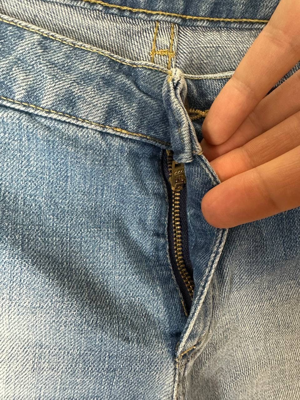 Burberry Thomas Burberry denim jeans size 28 Size US 28 / EU 44 - 7 Thumbnail