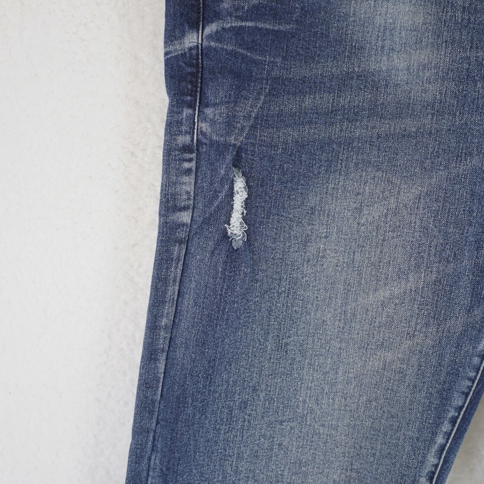 Company 81 Company 81 Stone Wash Wiskering Denim Blue Jeans 38/34 Mid R Size US 38 / EU 54 - 3 Thumbnail
