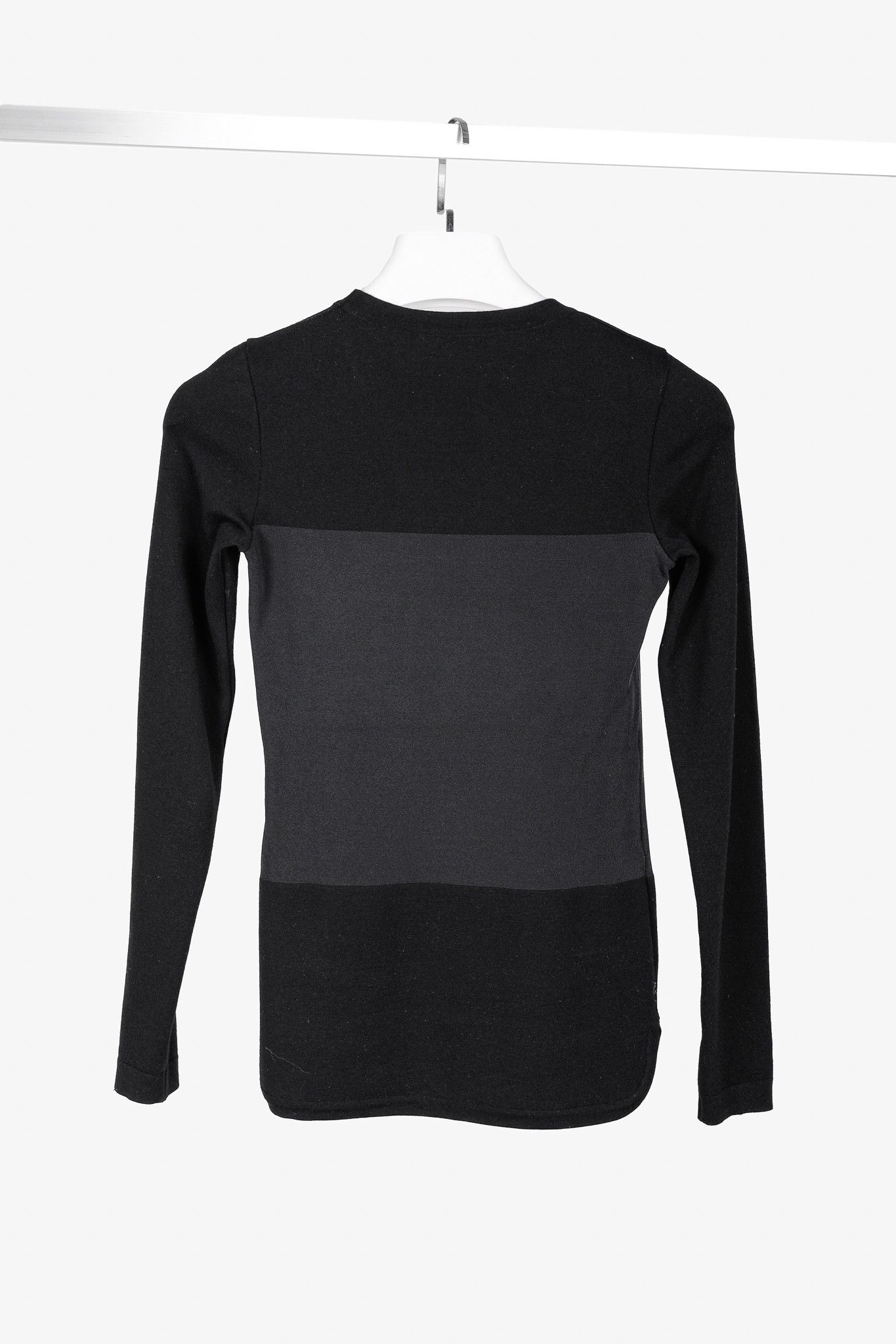 Isabel Marant Isabel Marant Black & Midnight Colorblock Wool-Blend Sweater Size XS / US 0-2 / IT 36-38 - 2 Thumbnail
