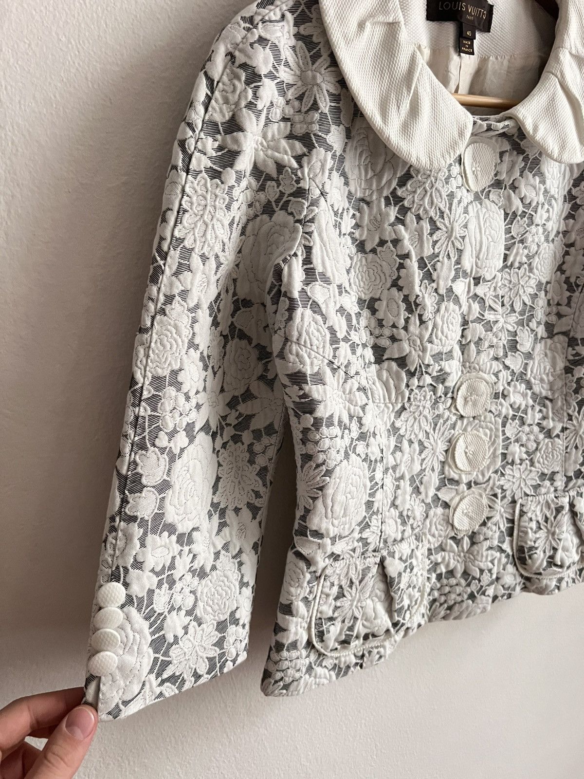 Louis Vuitton Louis Vuitton by Marc Jacobs Floral pattern blazer Size M / US 6-8 / IT 42-44 - 2 Thumbnail