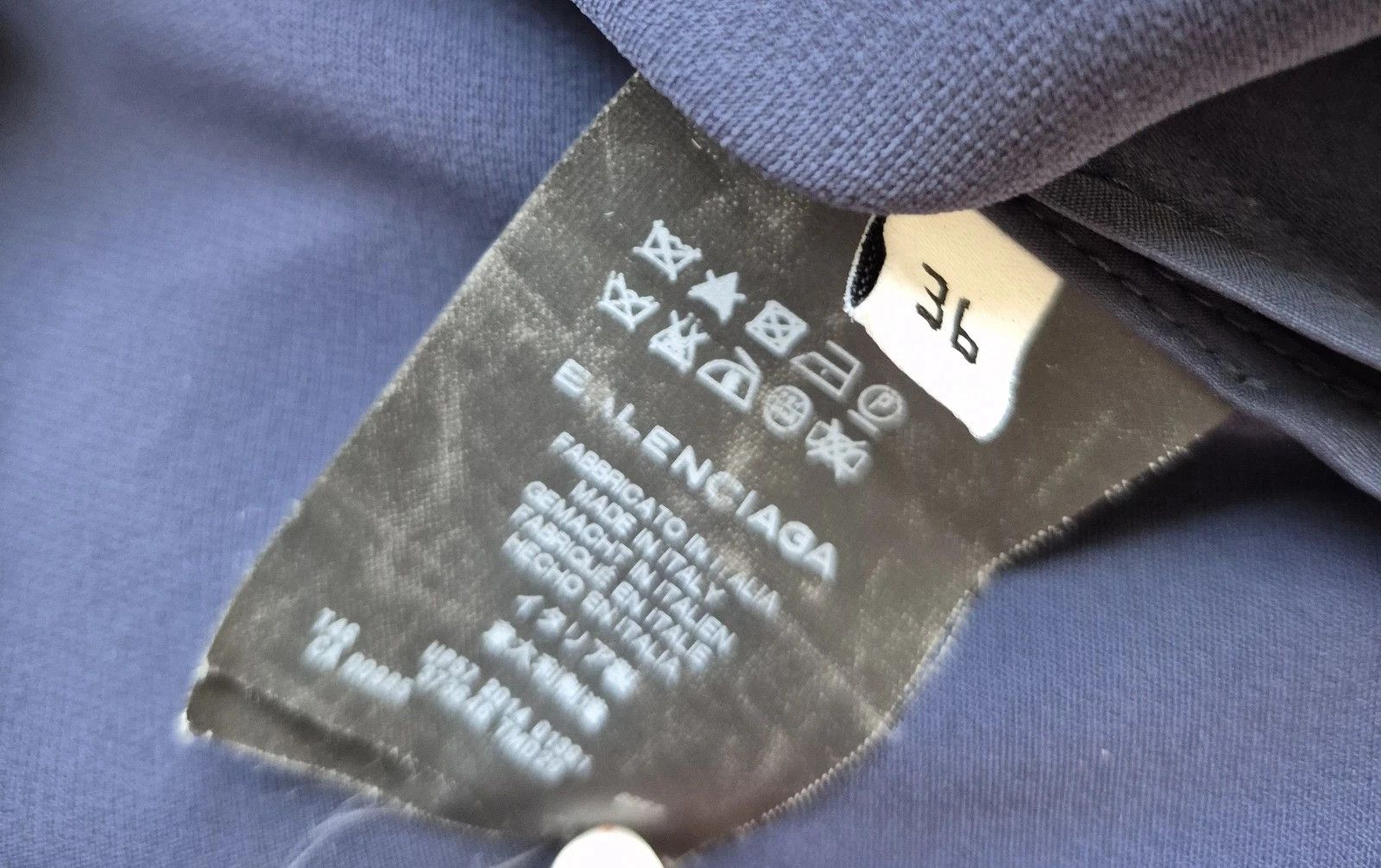 Balenciaga Blouse Asymmetrical Hem Long Sleeve Round Neck Size EU 36 Size XS / US 0-2 / IT 36-38 - 5 Thumbnail