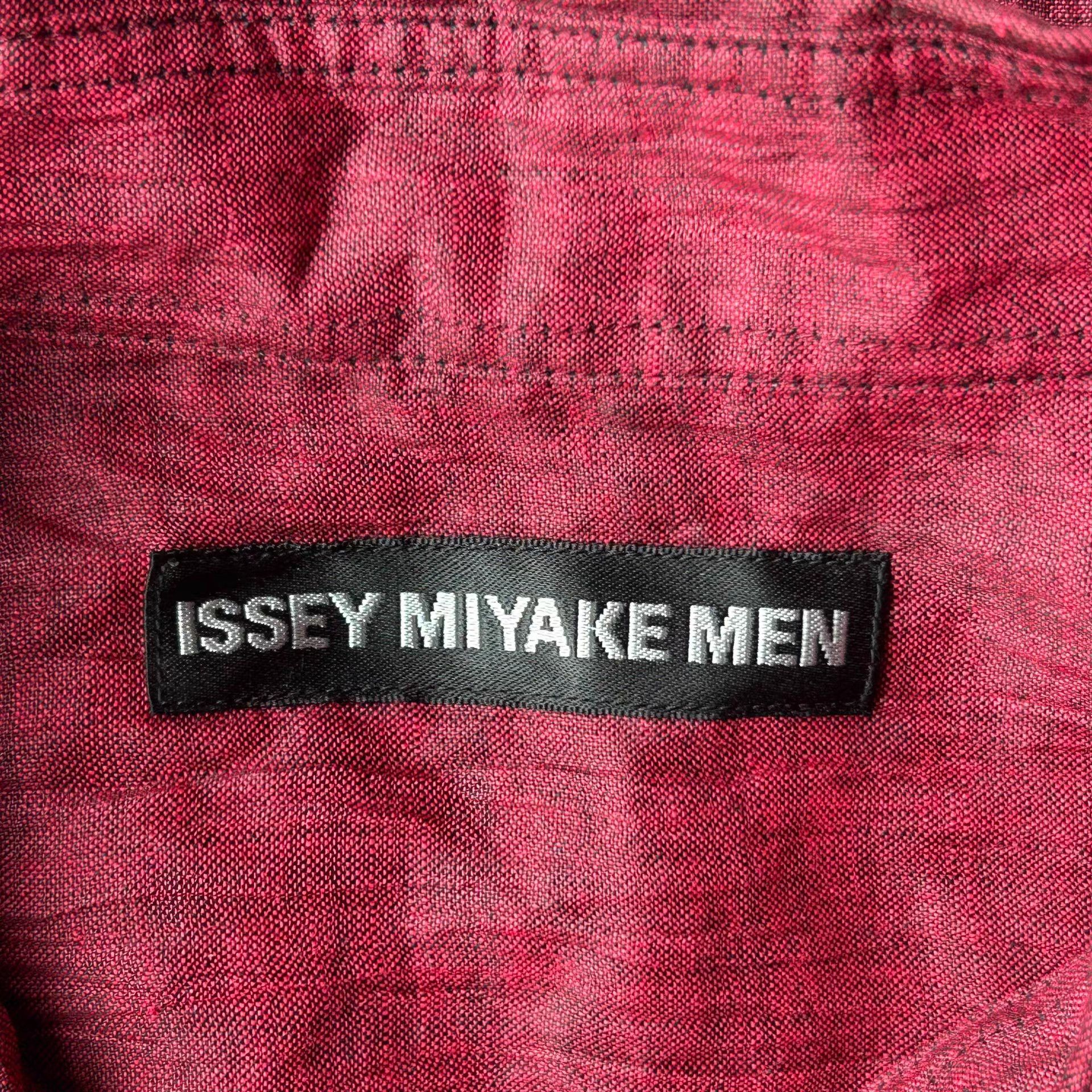 Issey Miyake Issey Miyake Men 19ss Pleated Texture Linen Shirt K4 Size US S / EU 44-46 / 1 - 5 Thumbnail