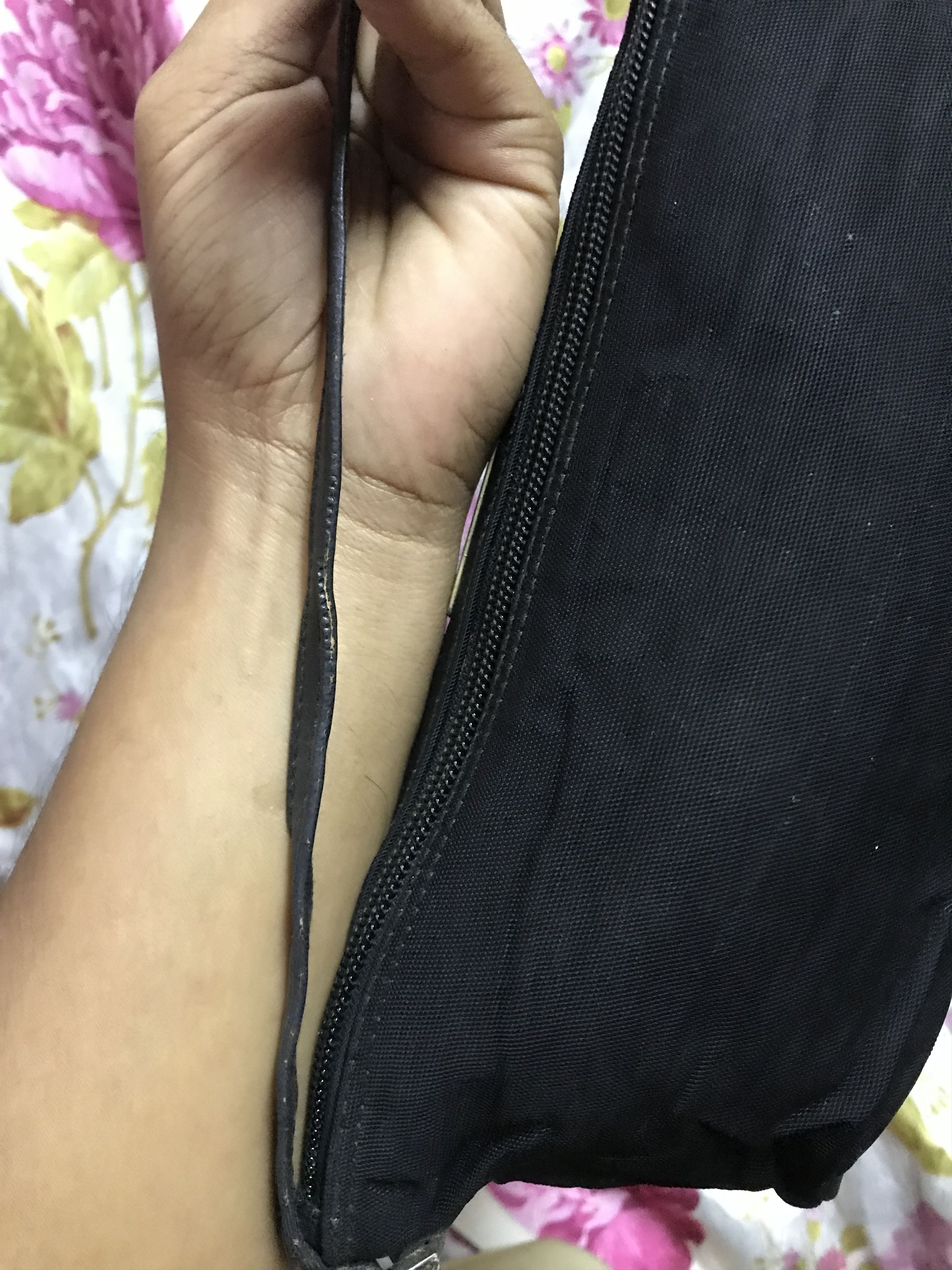 Gucci × Vintage Authentic Black Gucci Ponchete Bag Size ONE SIZE - 7 Thumbnail