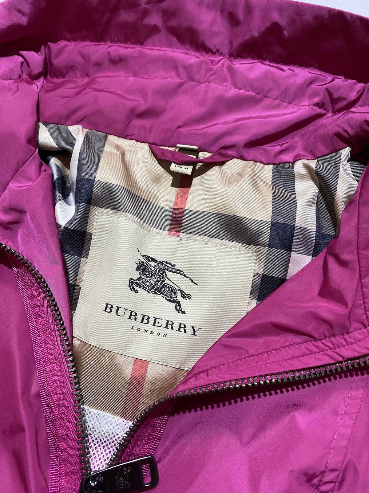 Burberry × Vintage burberry nylon pink 3/4 cropp sleeve jacket Size L / US 10 / IT 46 - 4 Thumbnail