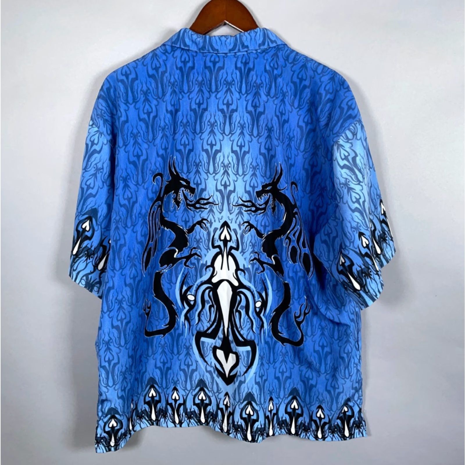 Vintage Y2K Tribal Dragon Motif Shirt Adult XL Blue AOP Camp Collar Retro 2000s Size US XL / EU 56 / 4 - 2 Thumbnail
