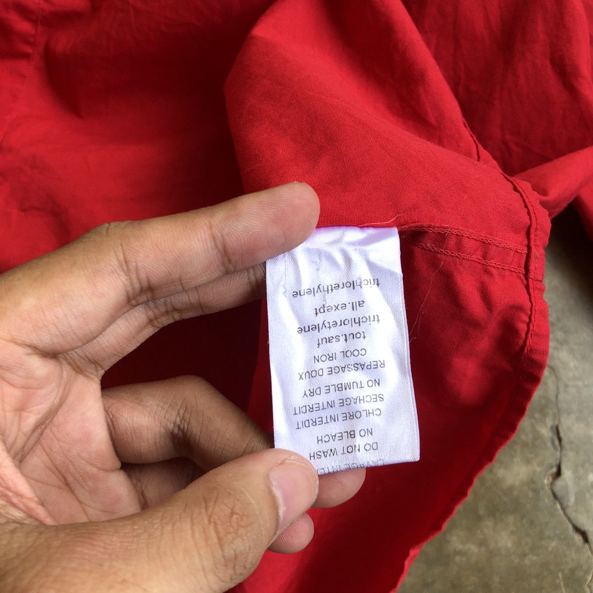 Balmain 🇫🇷 Balmain Paris Red Button Down “B” Patch Logo Luxury Size US M / EU 48-50 / 2 - 16 Thumbnail