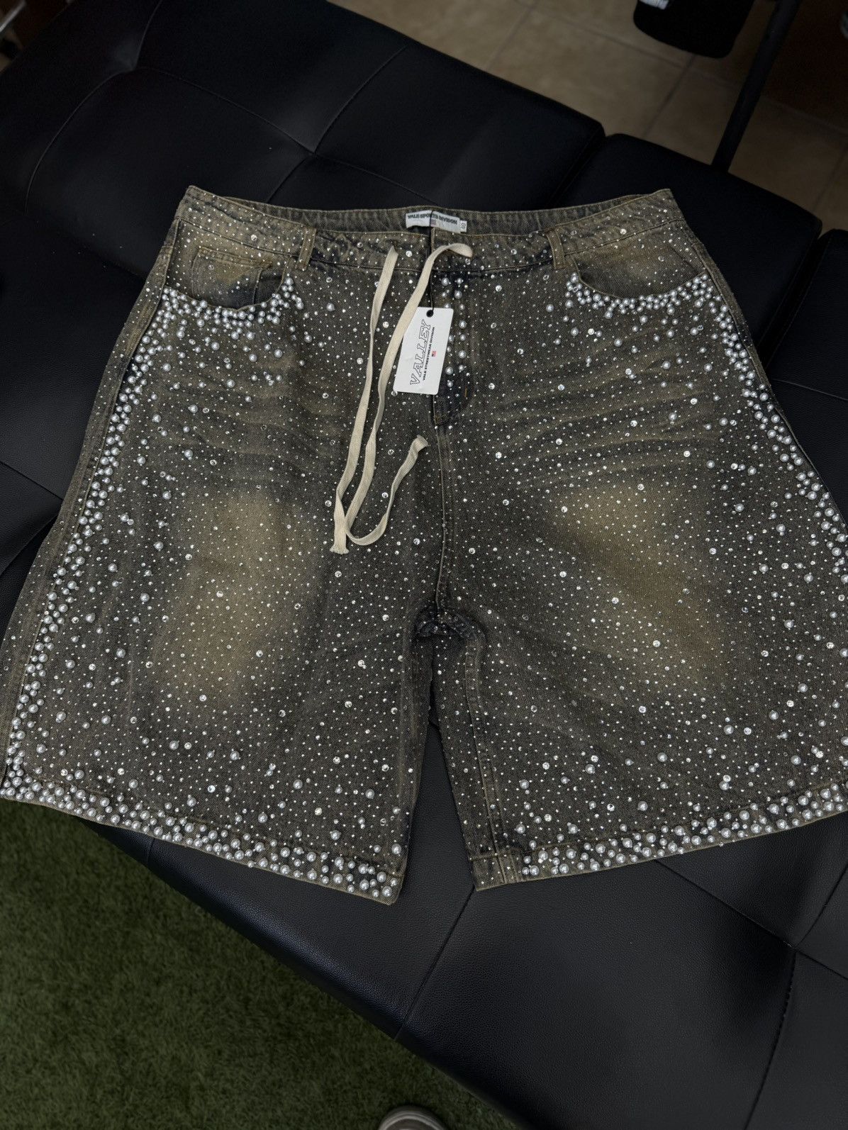 Vale Valley Vale Blue Rhinestone Shorts Size 40 (NEW) Size US 40 / EU 56 - 1 Thumbnail