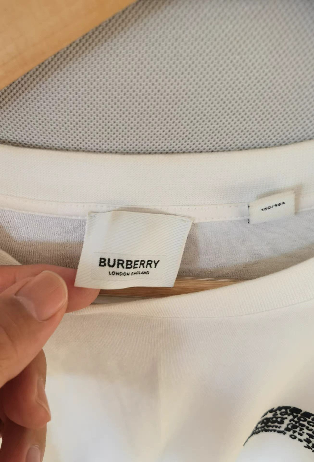 Burberry Burberry T-Shirt K17 Size US M / EU 48-50 / 2 - 3 Thumbnail