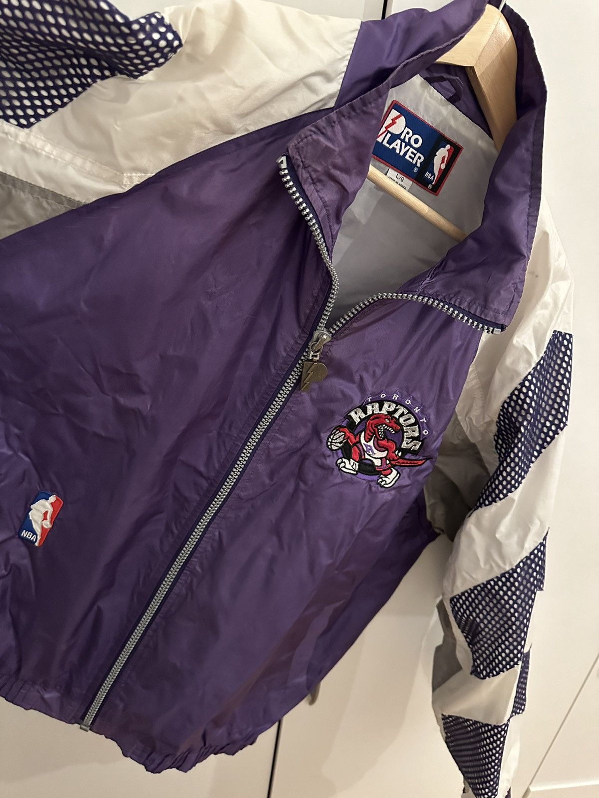 Pro Player Pro Player Jacke Toronto Raptors Size L NBA Vintage JACKET Size US L / EU 52-54 / 3 - 8 Thumbnail
