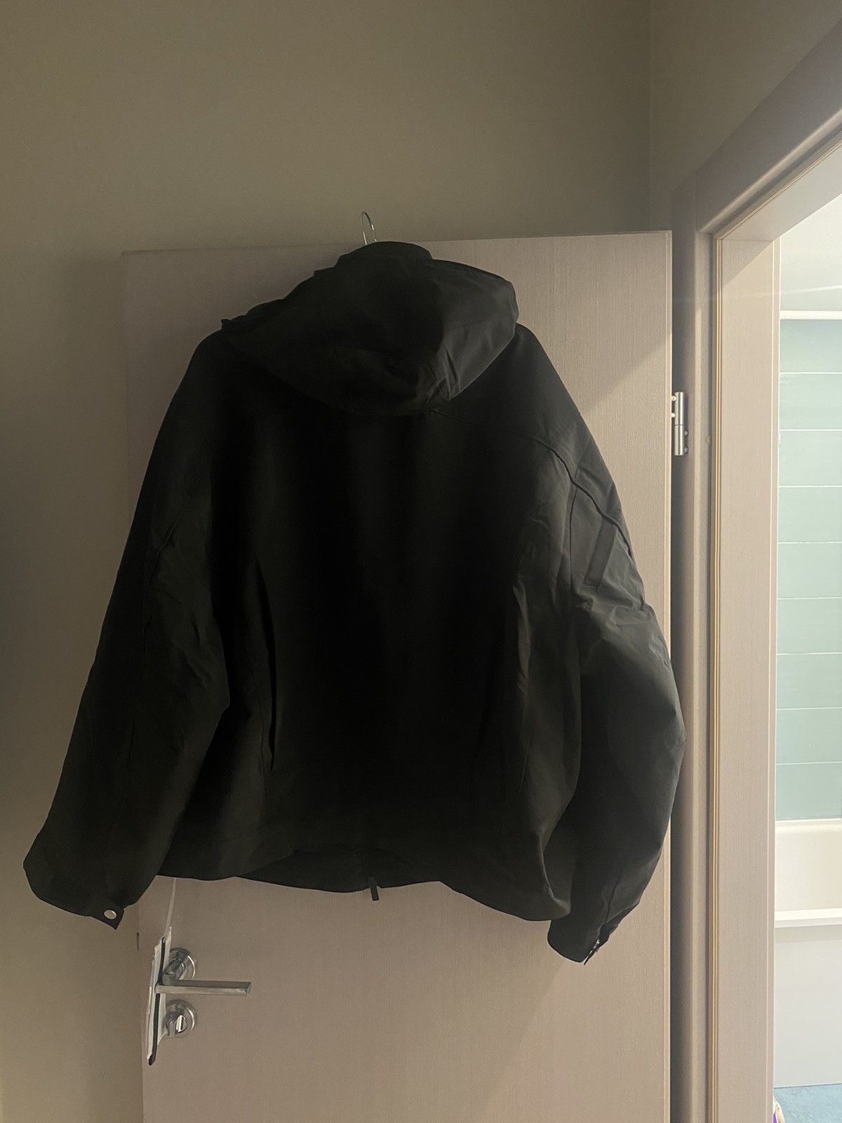 C2H4 007 - Shelter windbreaker Size US XL / EU 56 / 4 - 2 Thumbnail