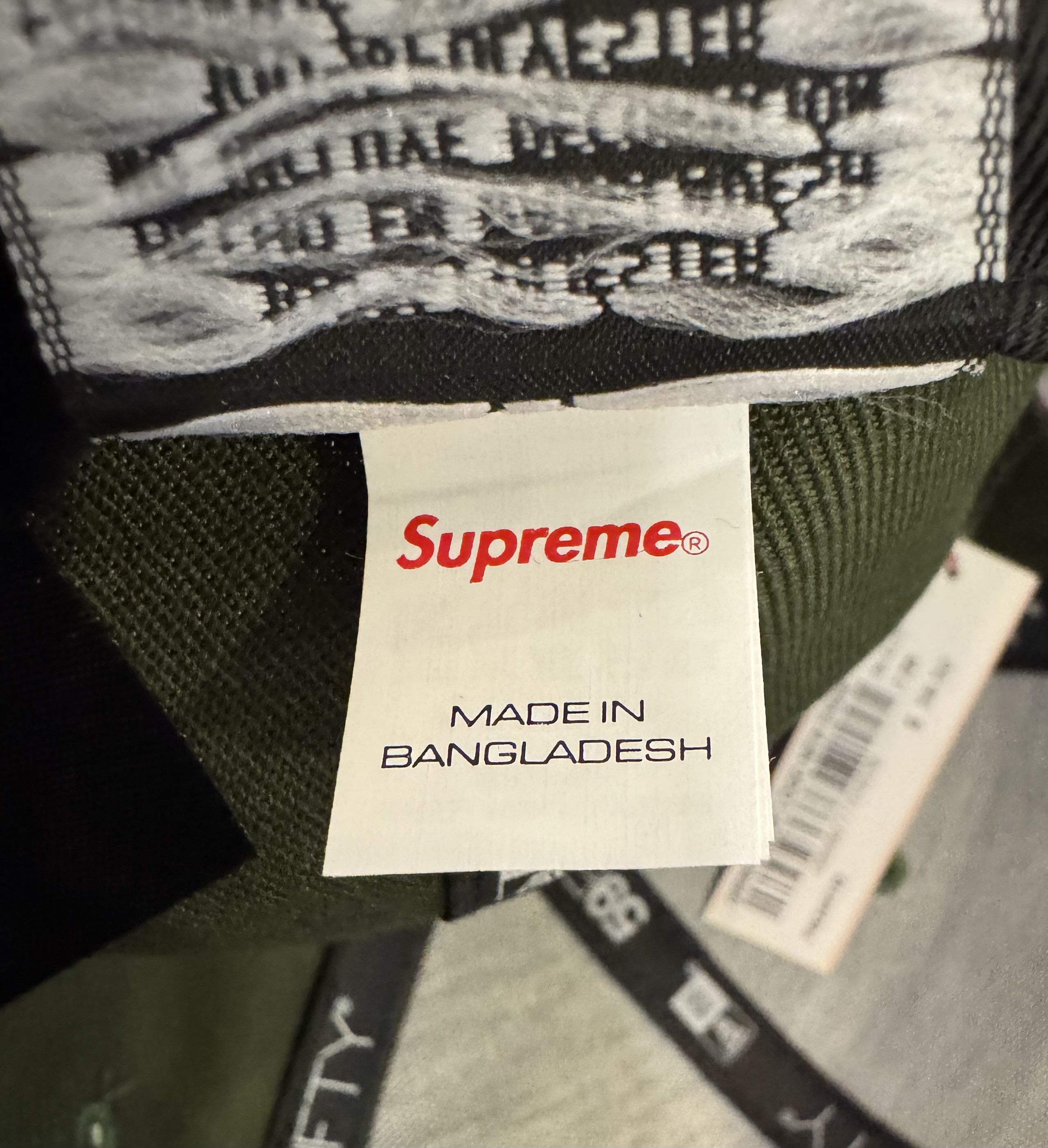 Supreme Supreme Grinch New Era Box Logo Fitted Hat Size ONE SIZE - 7 Thumbnail