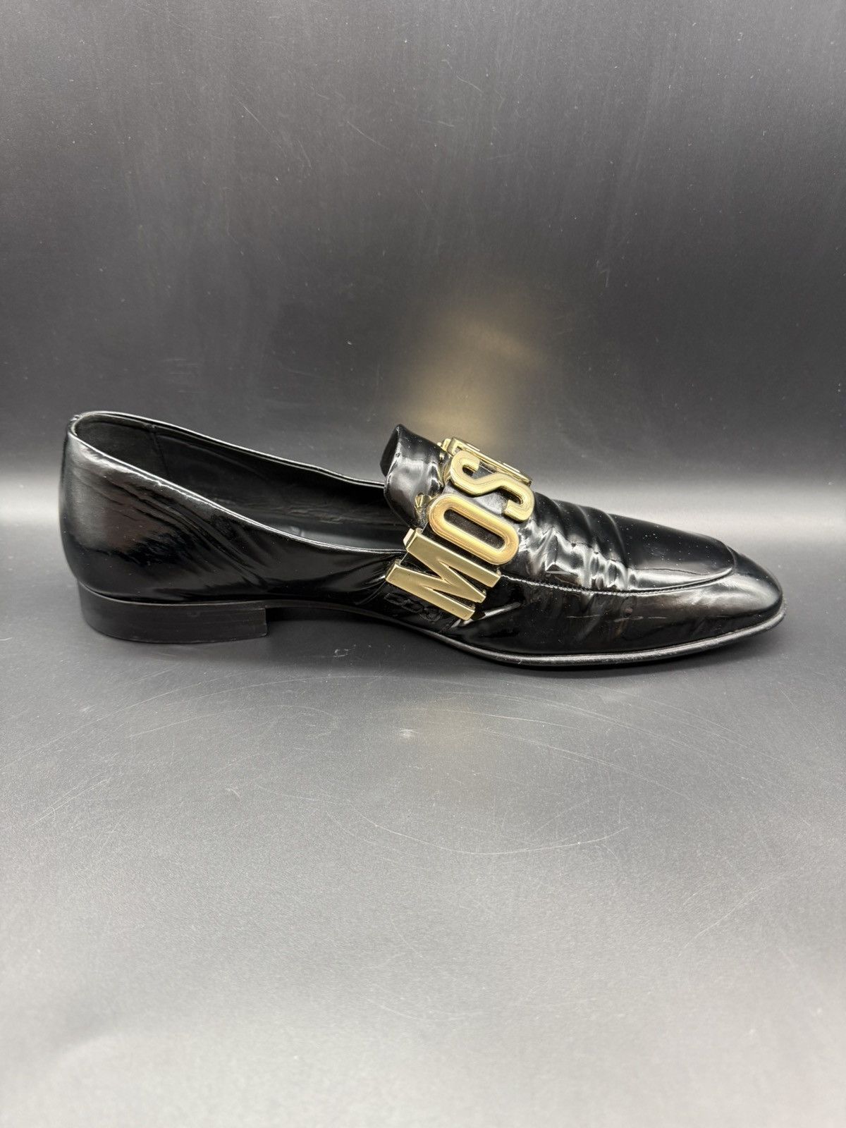 Moschino MOSCHINO Patent Leather Gold Letter Logo Loafers IT 44 US 11 Size US 11 / EU 44 - 7 Thumbnail