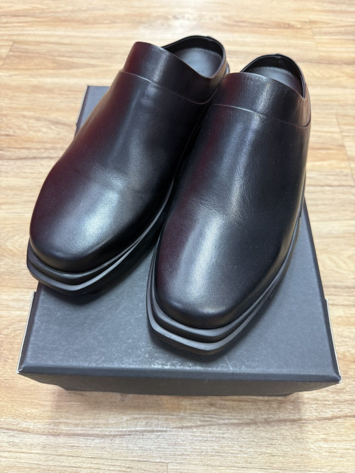1017 ALYX 9SM 1017 ALYX 9SM Black Leather Mono Mule Shoes Slip On Size US 11.5 / EU 44-45 - 1 Thumbnail