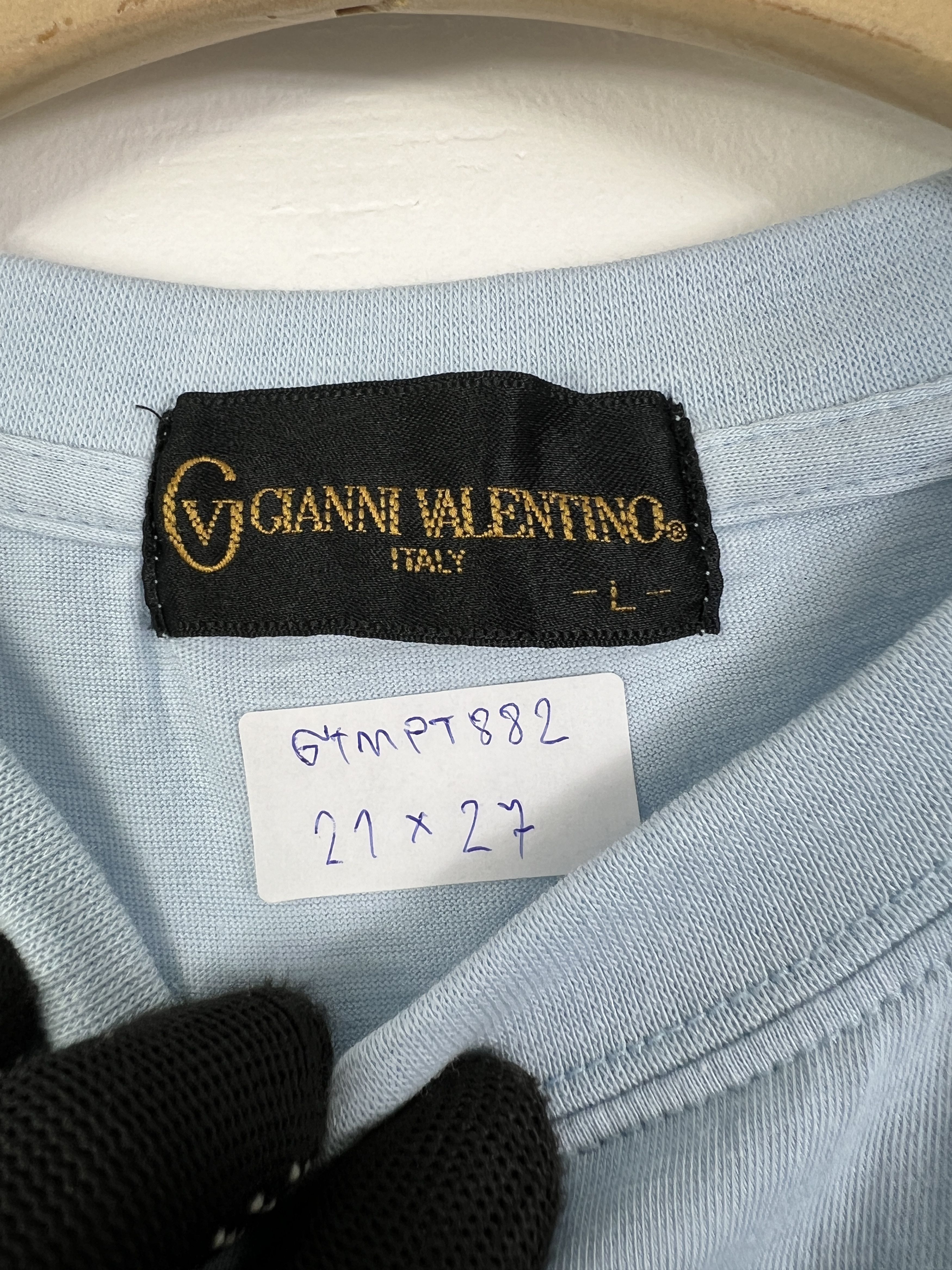 Gianni Valentino × Valentino × Vintage Vintage Gianni Valentino Graphic Tee (L) GTMPT882 Size US L / EU 52-54 / 3 - 3 Thumbnail