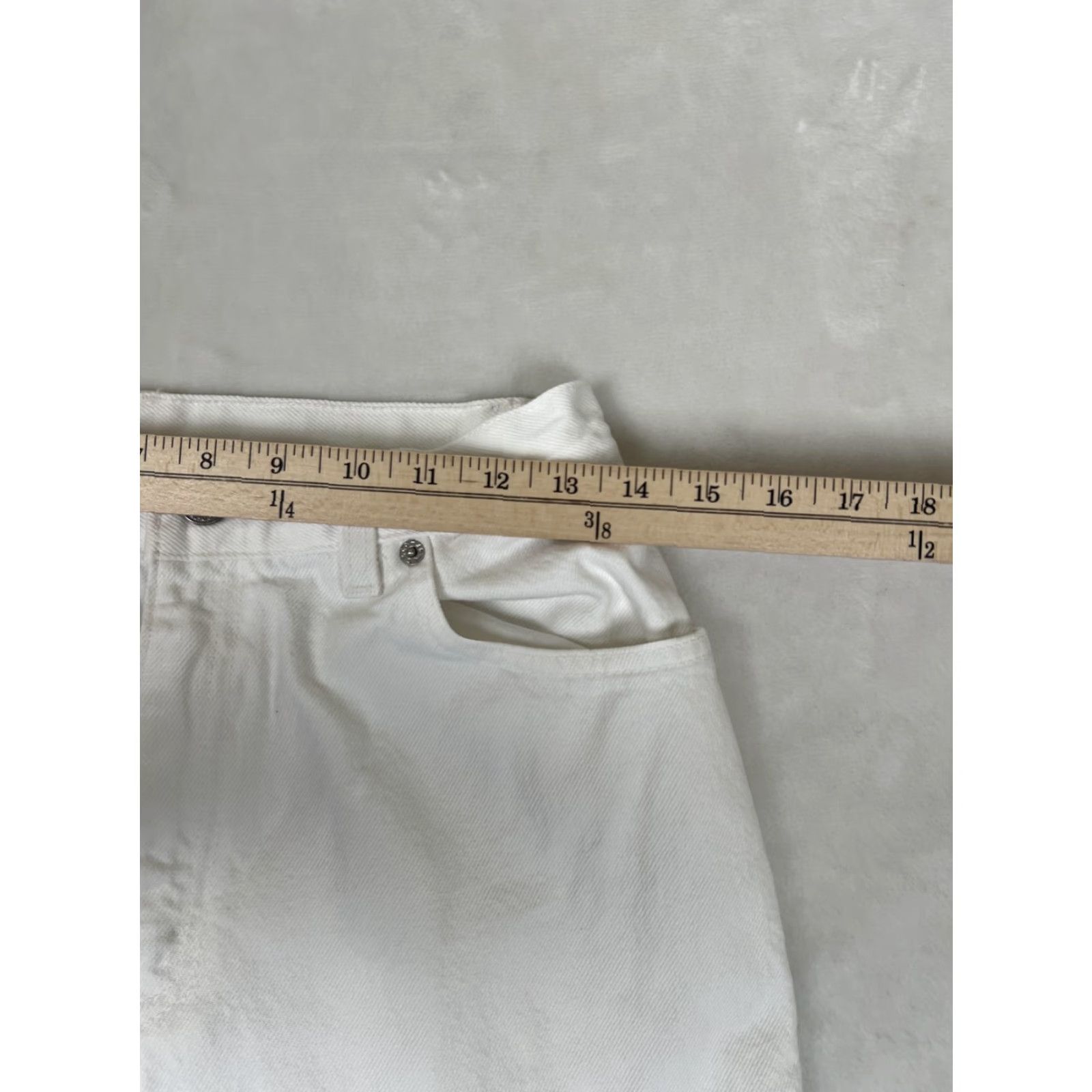 Levi's VINTAGE Levi's 550 Relaxed Tapered Leg Jeans Womens 10 White Denim Made in USA Size 32" / US 10 / IT 46 - 5 Thumbnail
