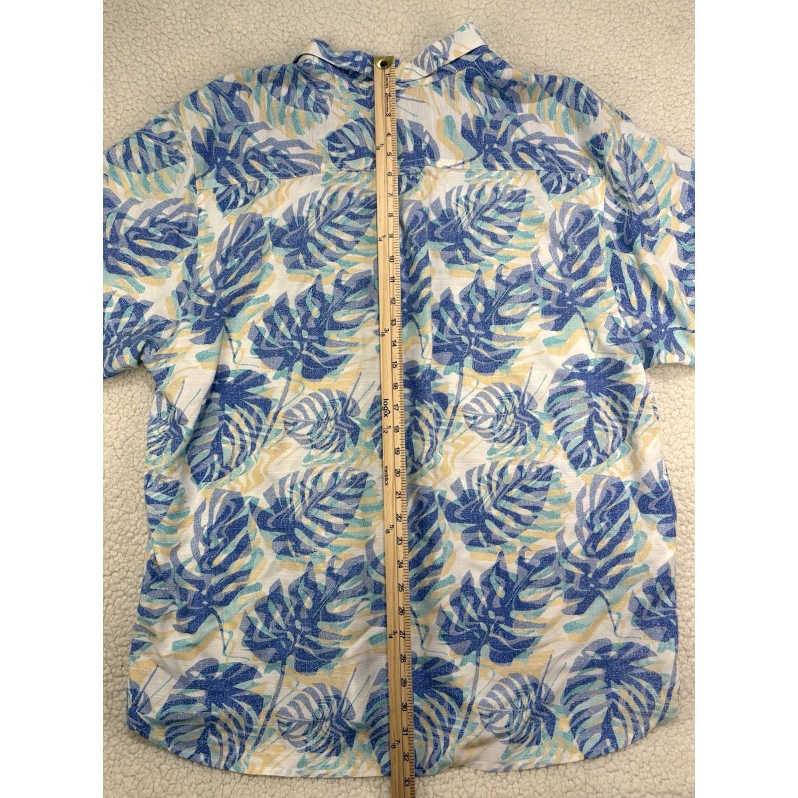Tommy Bahama VINTAGE Tommy Bahama Veracruz Cay Shirt Mens 2XL Blue Floral All Over Viscose Button-Up Short Sleeve Collared Spread Neckline Crew Regular Fit Size US XXL / EU 58 / 5 - 7 Thumbnail